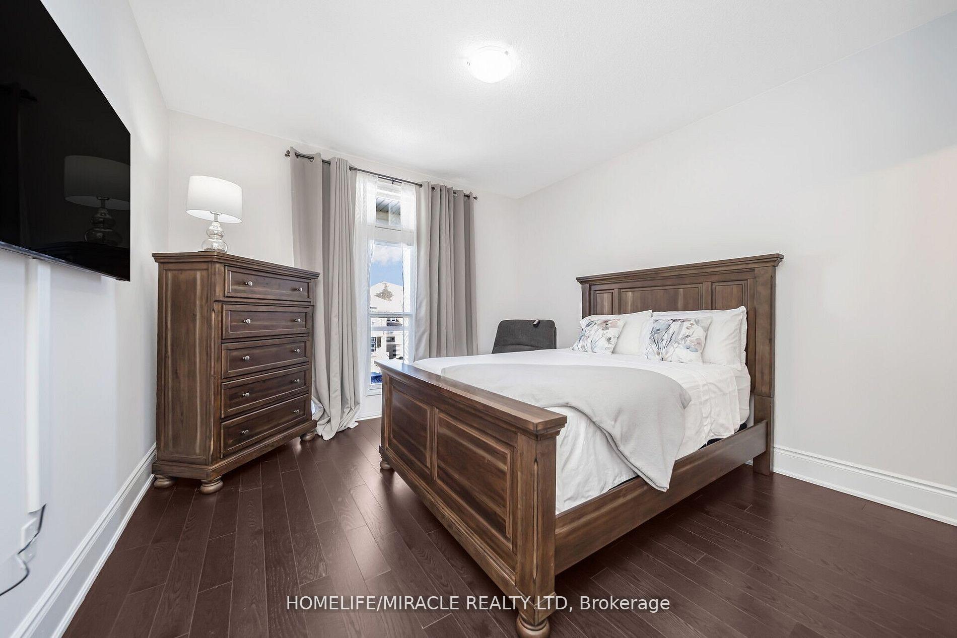 Photo 25 of 16 Mountain Heights Place, Hamilton, Waterdown — HOMEH