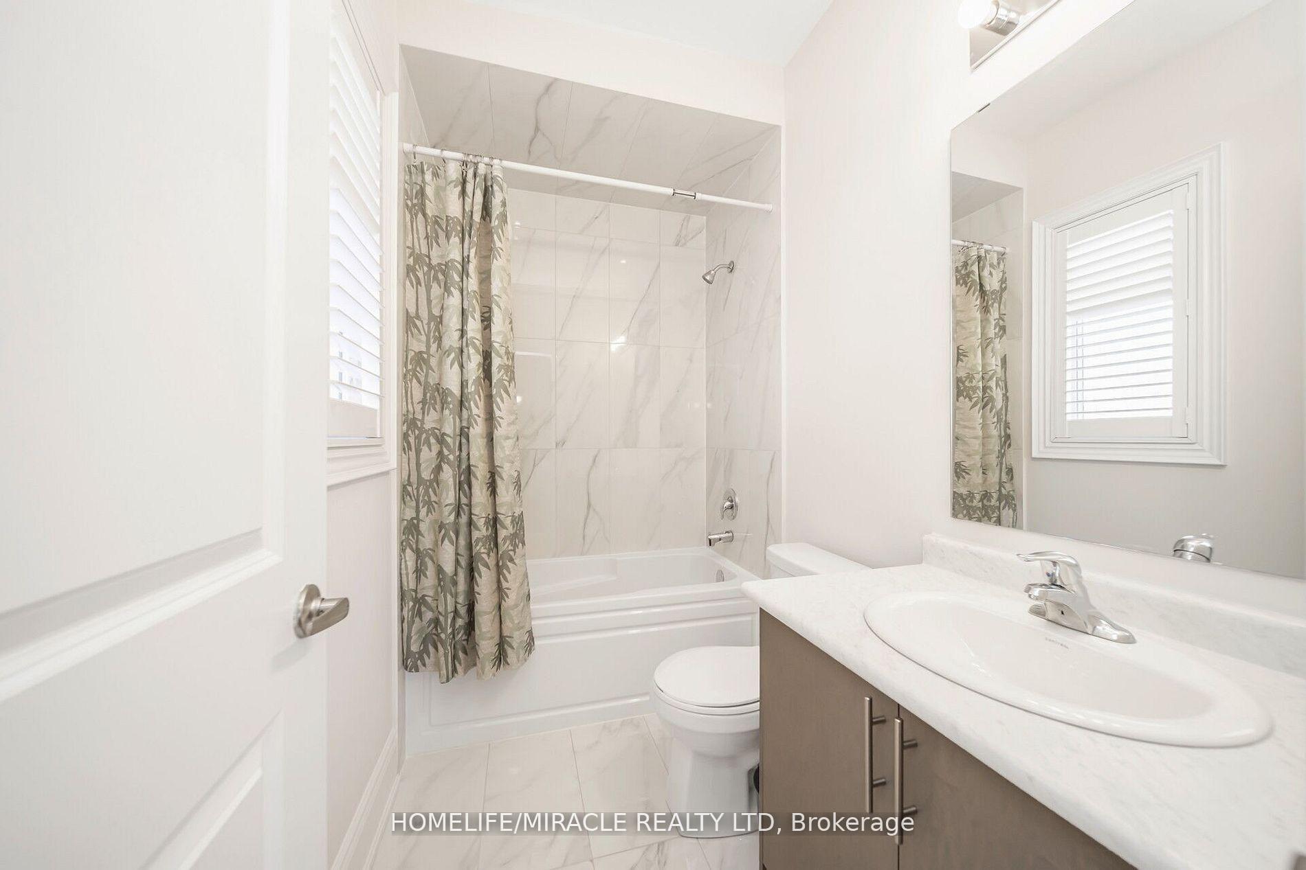 Photo 24 of 16 Mountain Heights Place, Hamilton, Waterdown — HOMEH