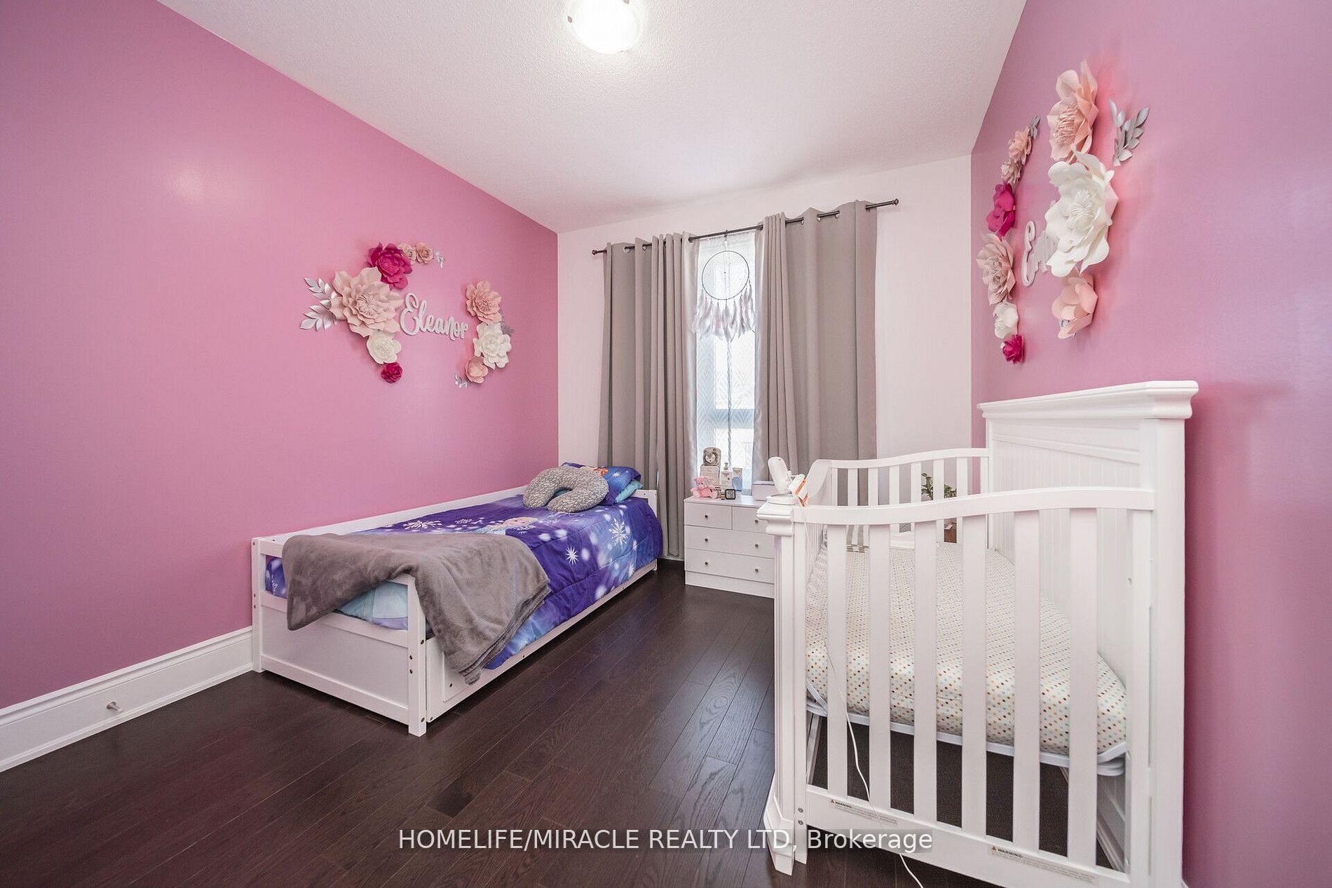 Photo 23 of 16 Mountain Heights Place, Hamilton, Waterdown — HOMEH