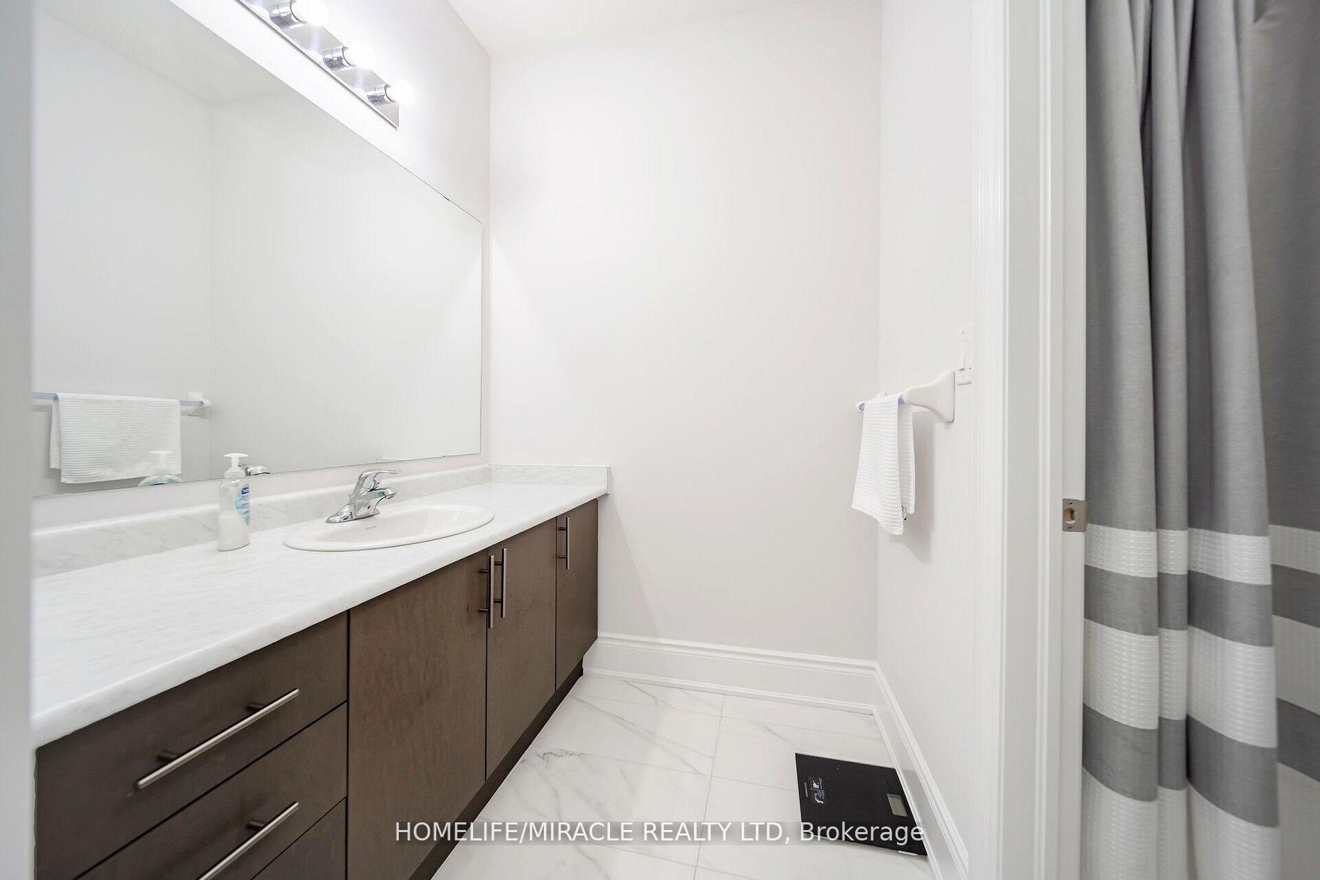 Photo 26 of 16 Mountain Heights Place, Hamilton, Waterdown — HOMEH