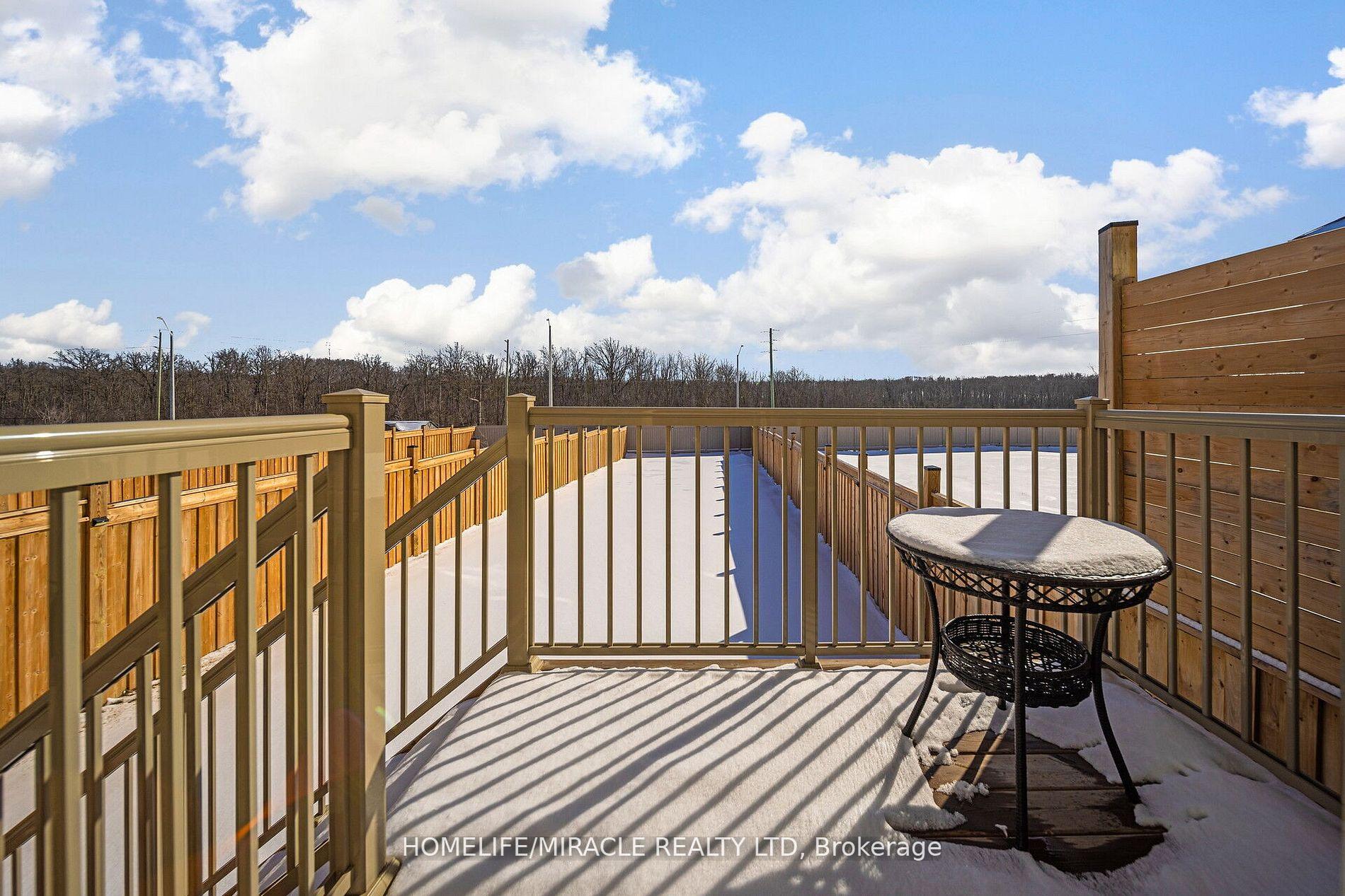 Photo 27 of 16 Mountain Heights Place, Hamilton, Waterdown — HOMEH