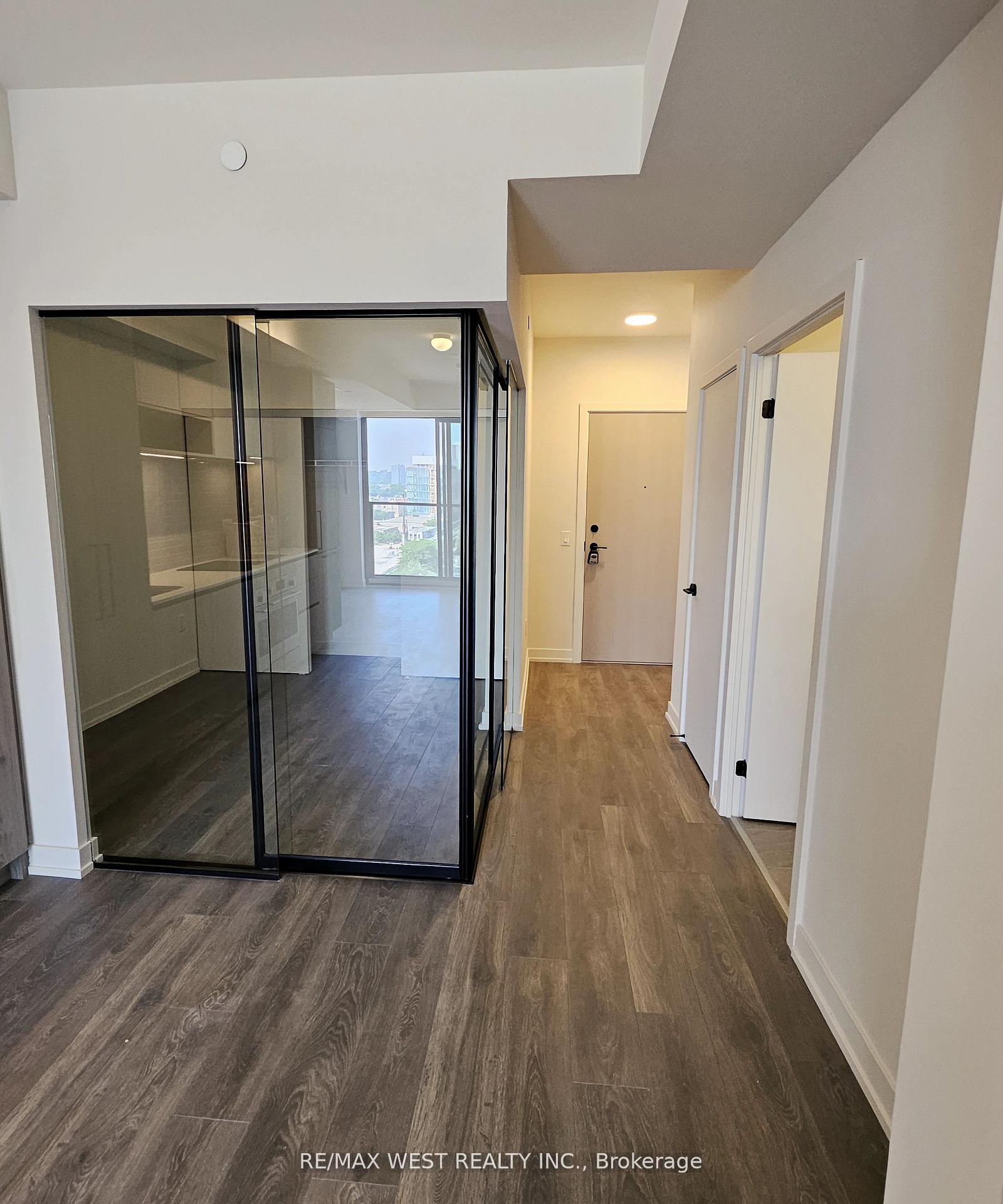 Photo 5 of Unit 1012, 181 Sterling Road, Toronto, Dufferin Grove — HOMEH