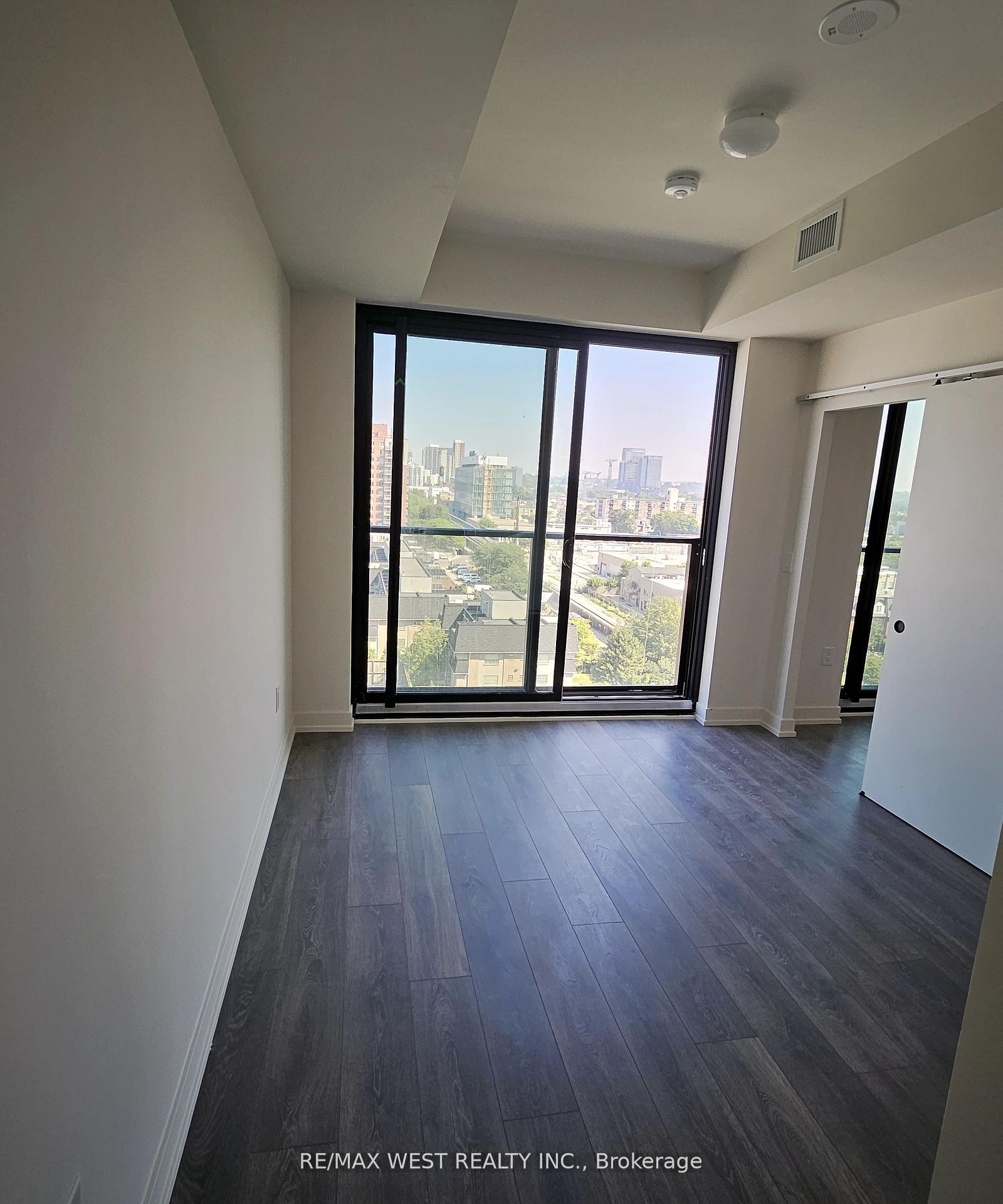 Photo 10 of Unit 1012, 181 Sterling Road, Toronto, Dufferin Grove — HOMEH
