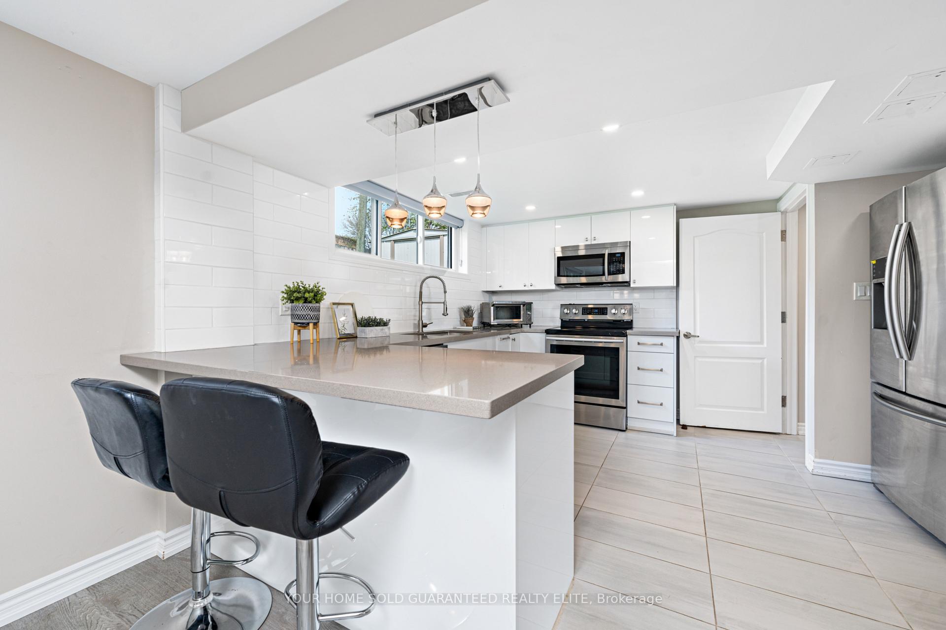 Photo 21 of 28 Purvis Drive, Hamilton, Cootes Paradise — HOMEH