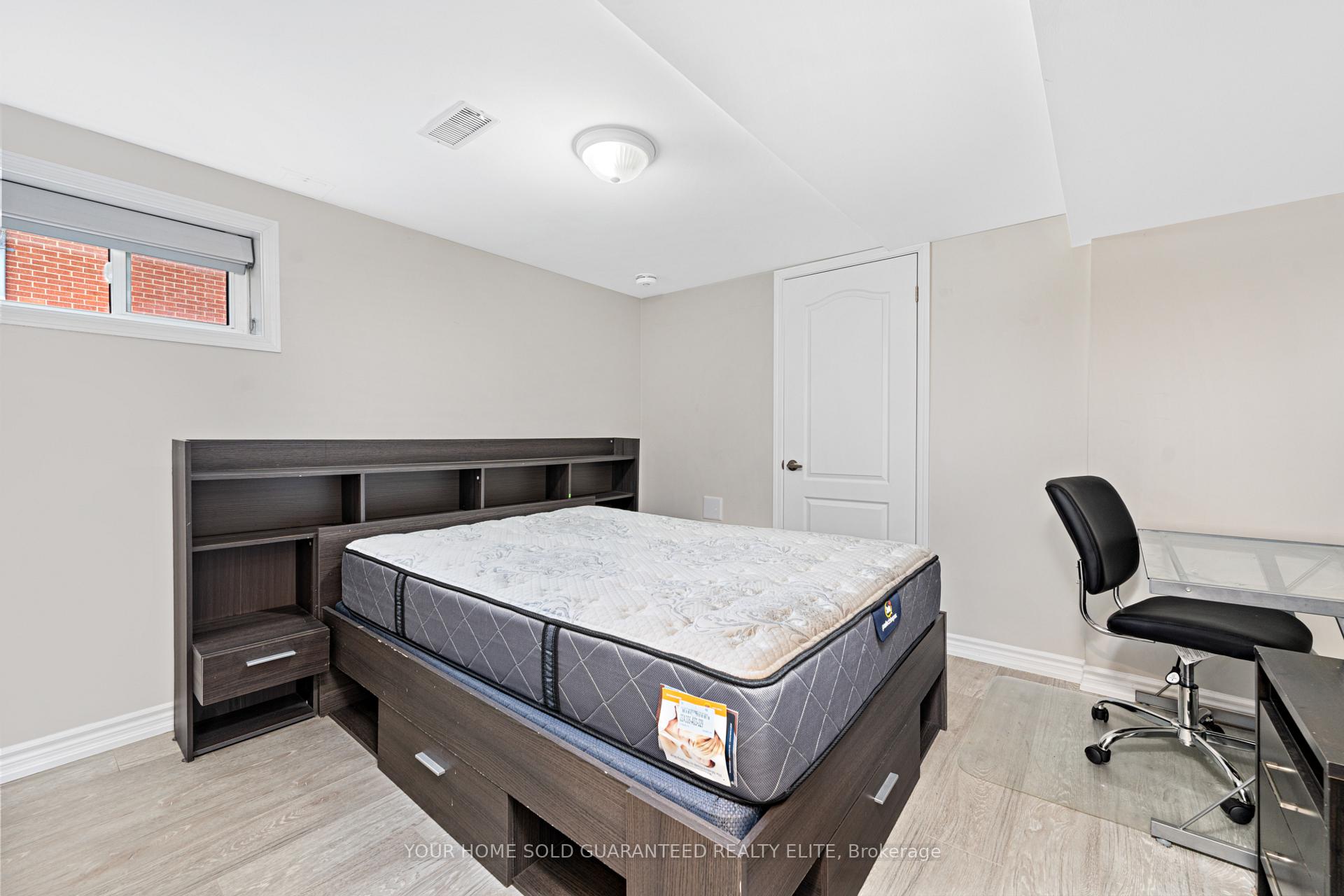 Photo 13 of 28 Purvis Drive, Hamilton, Cootes Paradise — HOMEH