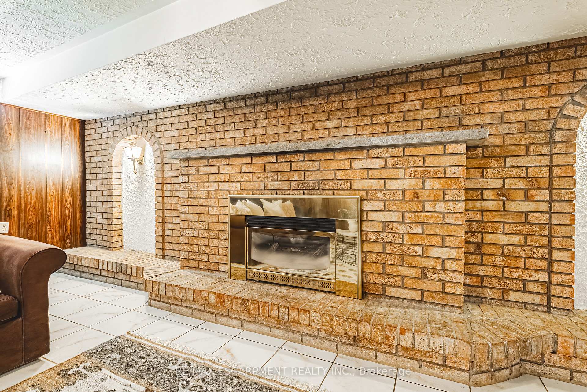 Photo 29 of 98 Deerhurst Road, Hamilton, Stoney Creek — HOMEH