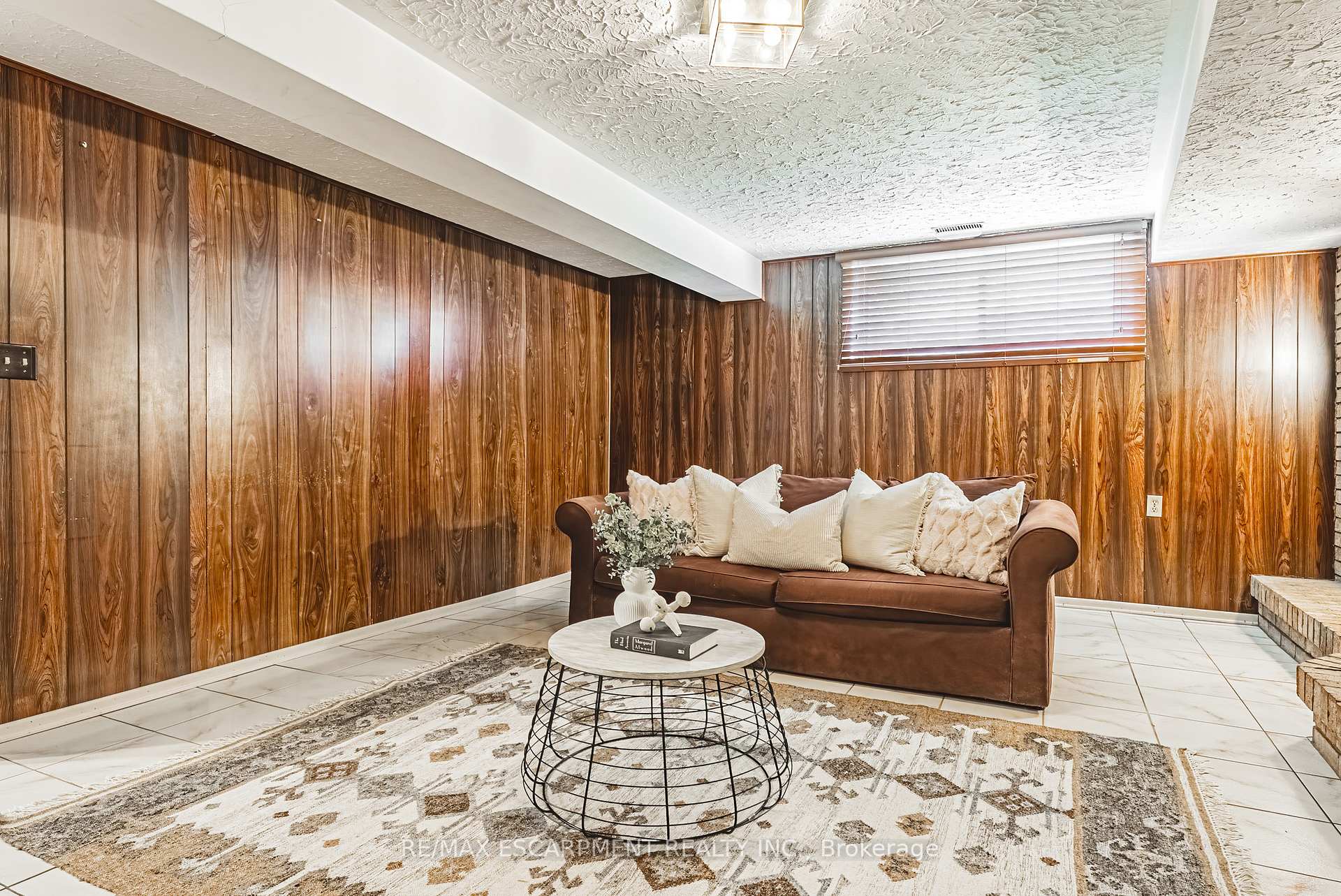 Photo 31 of 98 Deerhurst Road, Hamilton, Stoney Creek — HOMEH