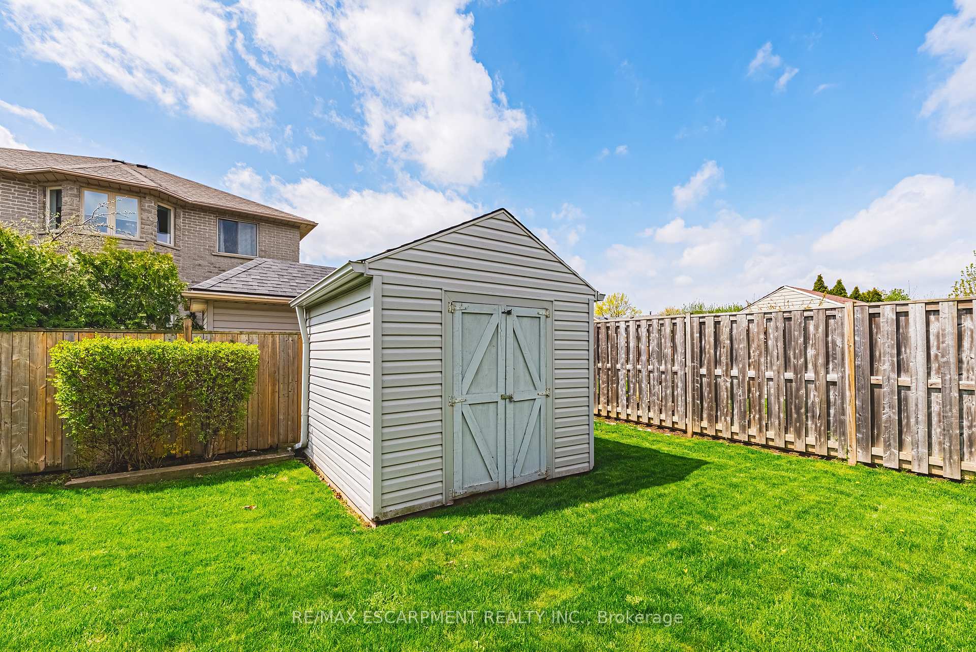 Photo 43 of 98 Deerhurst Road, Hamilton, Stoney Creek — HOMEH