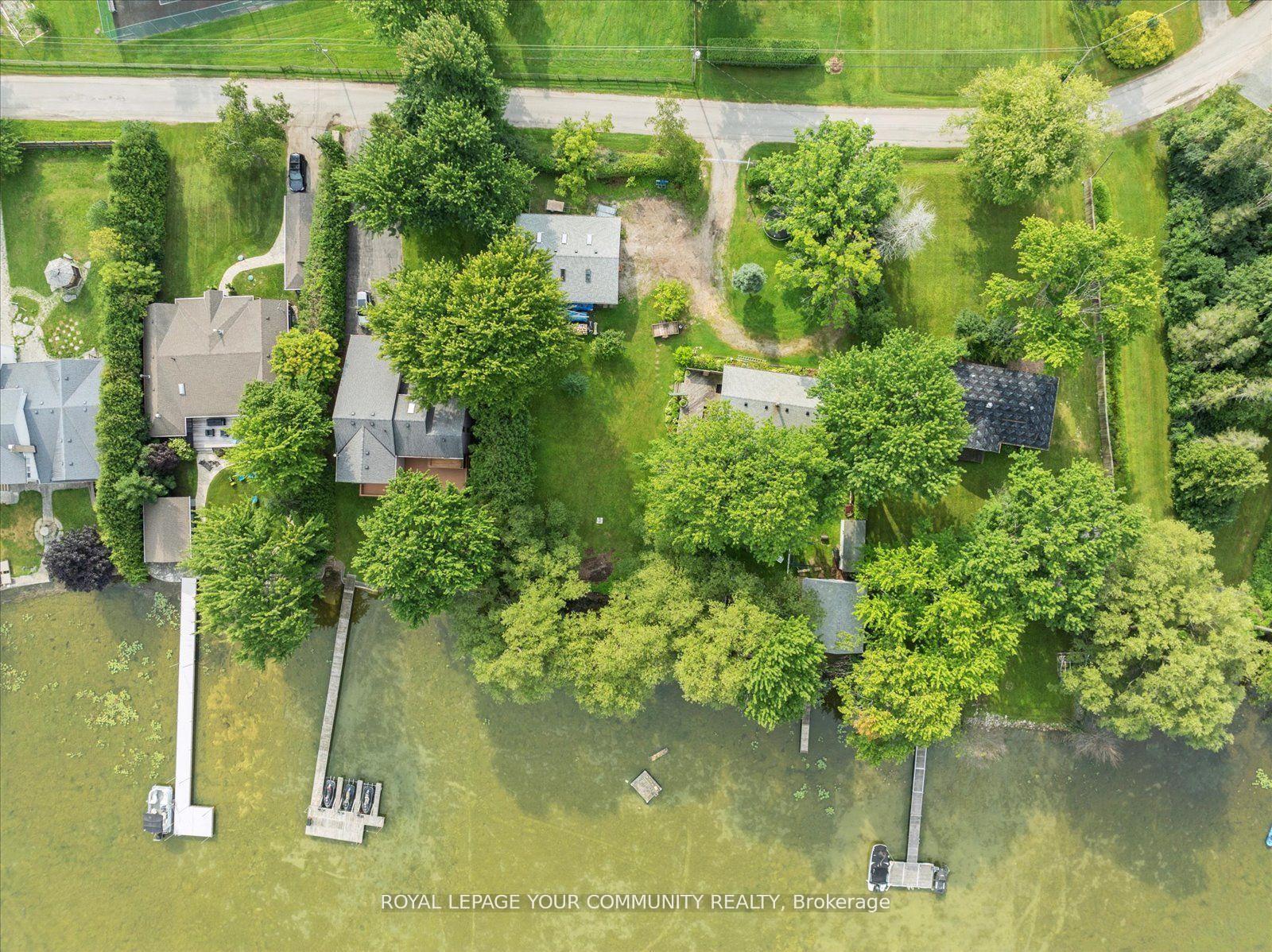 Photo 4 of 580 Duclos Point Road, Georgina, Pefferlaw — HOMEH