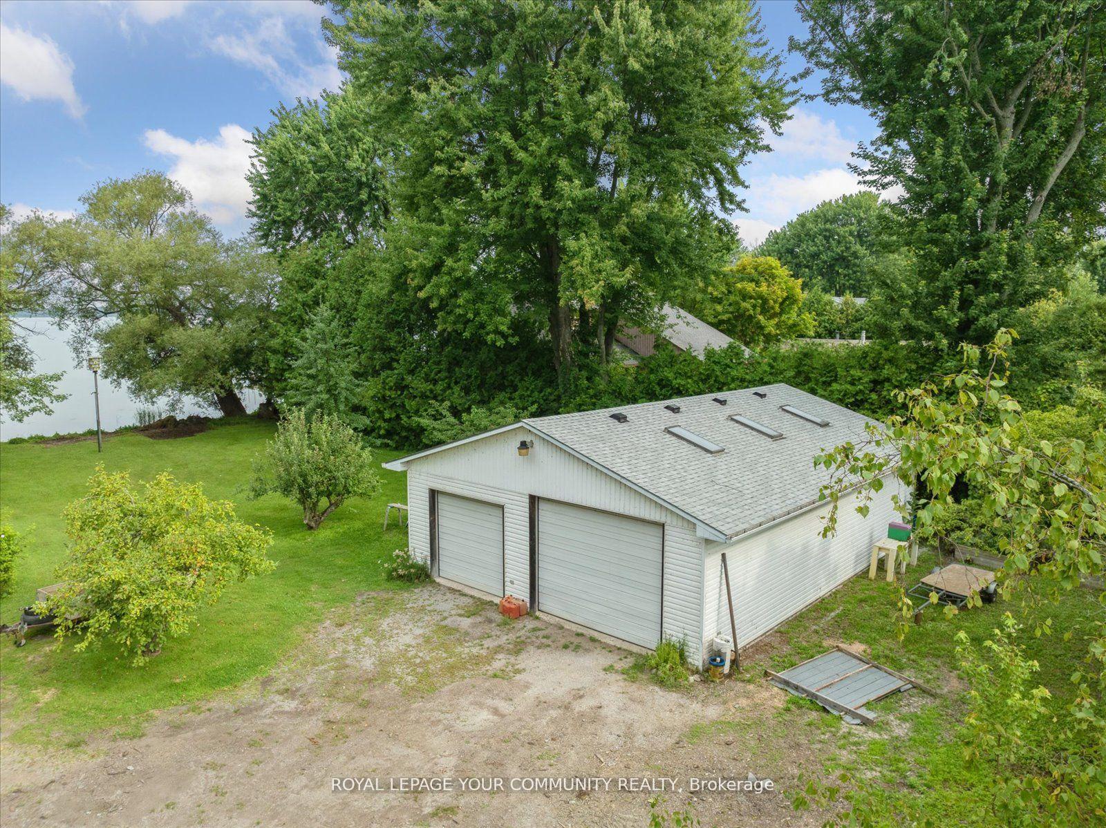 Photo 12 of 580 Duclos Point Road, Georgina, Pefferlaw — HOMEH