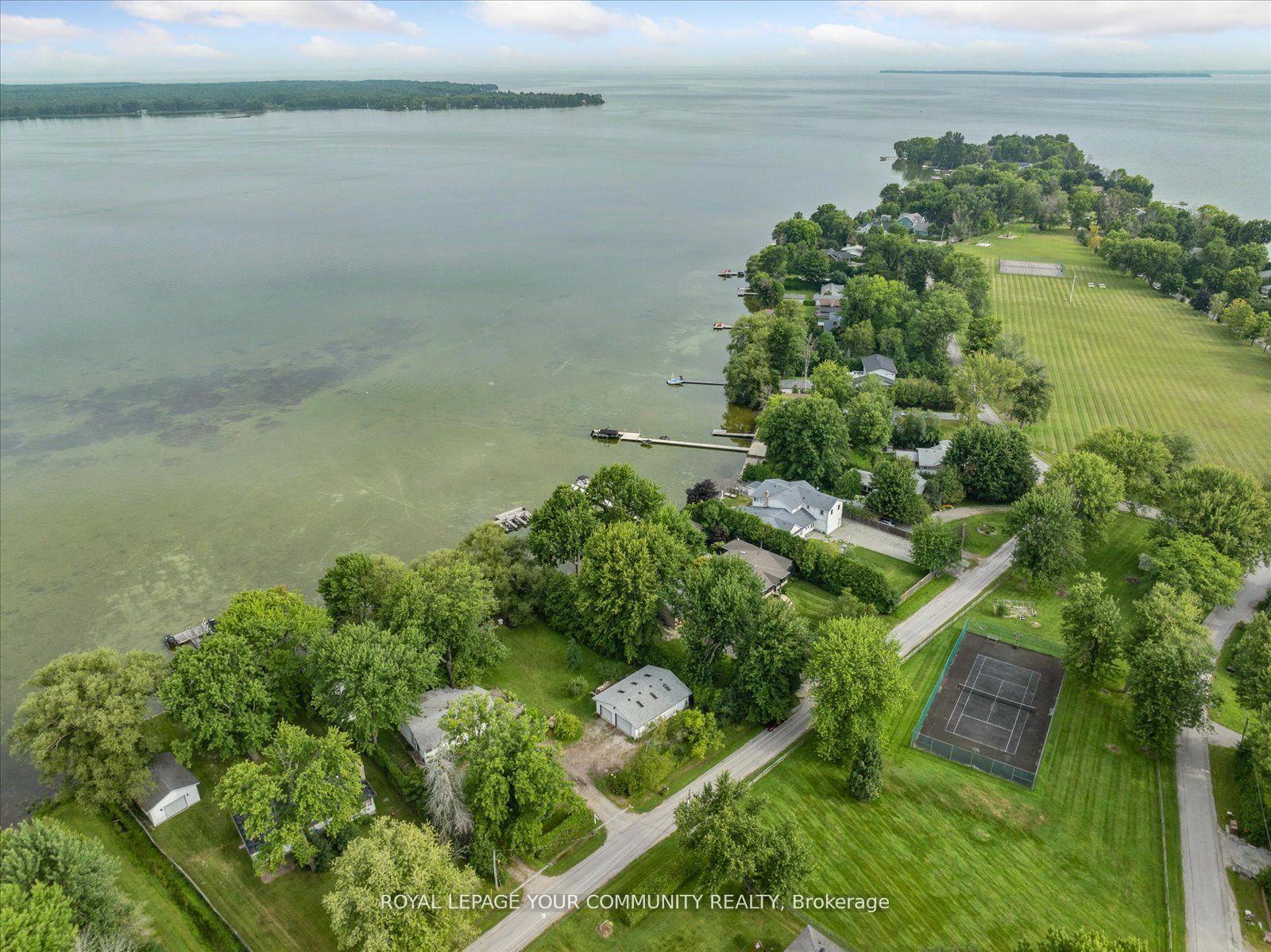 Photo 6 of 580 Duclos Point Road, Georgina, Pefferlaw — HOMEH