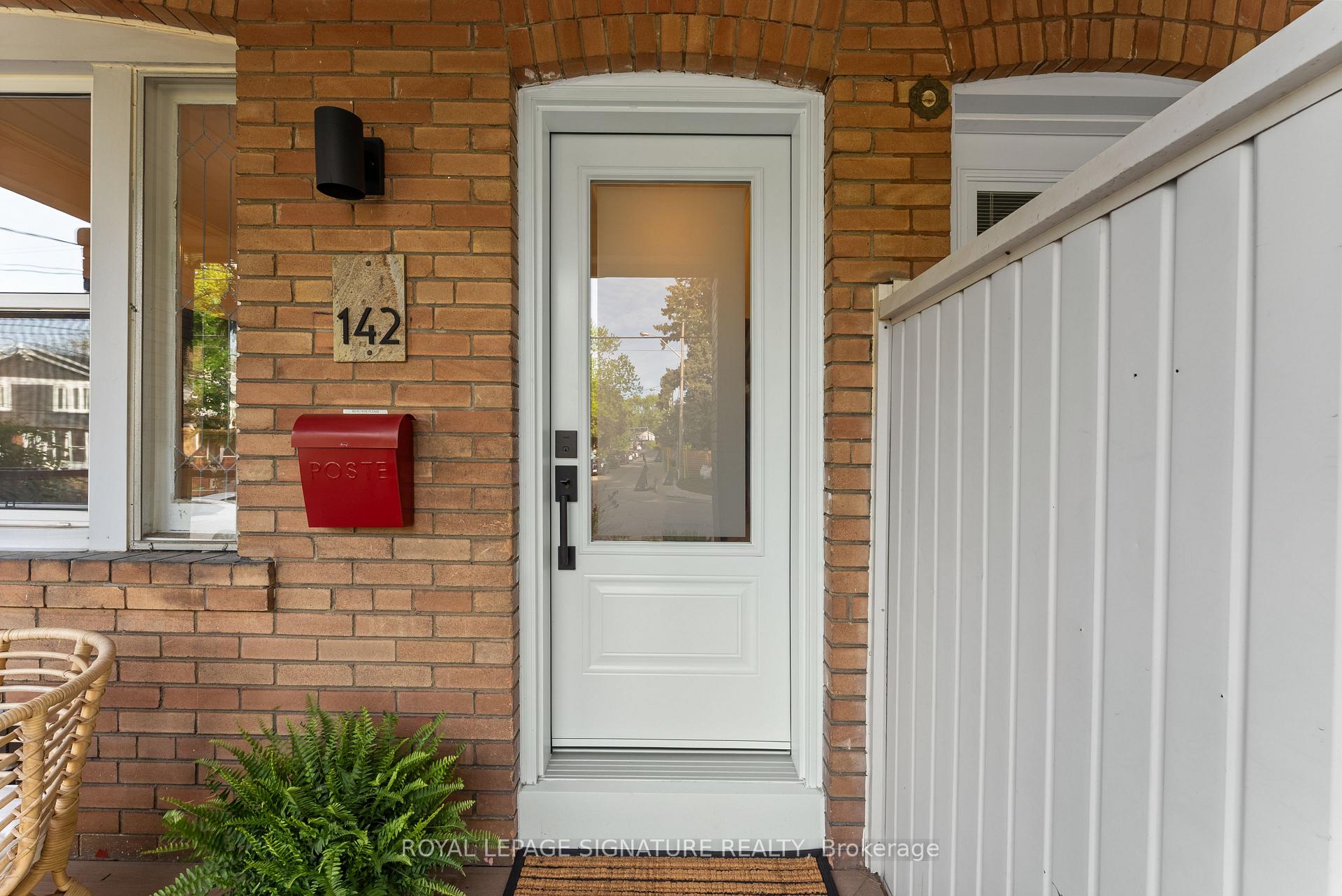 Photo 6 of 142 Dewhurst Boulevard, Toronto, Danforth Village-East York — HOMEH