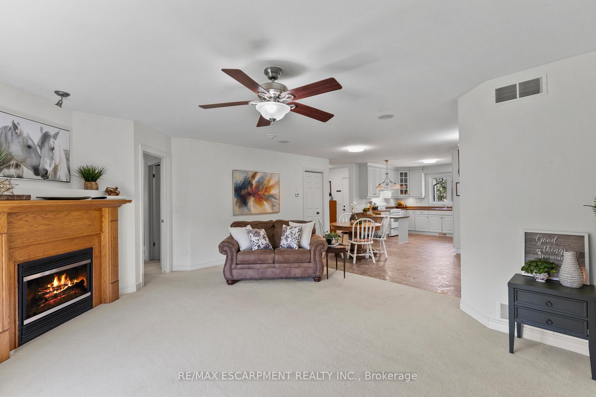 Photo 6 of 4160 Stanley Street, Lincoln, Lincoln-Jordan/Vineland — HOMEH