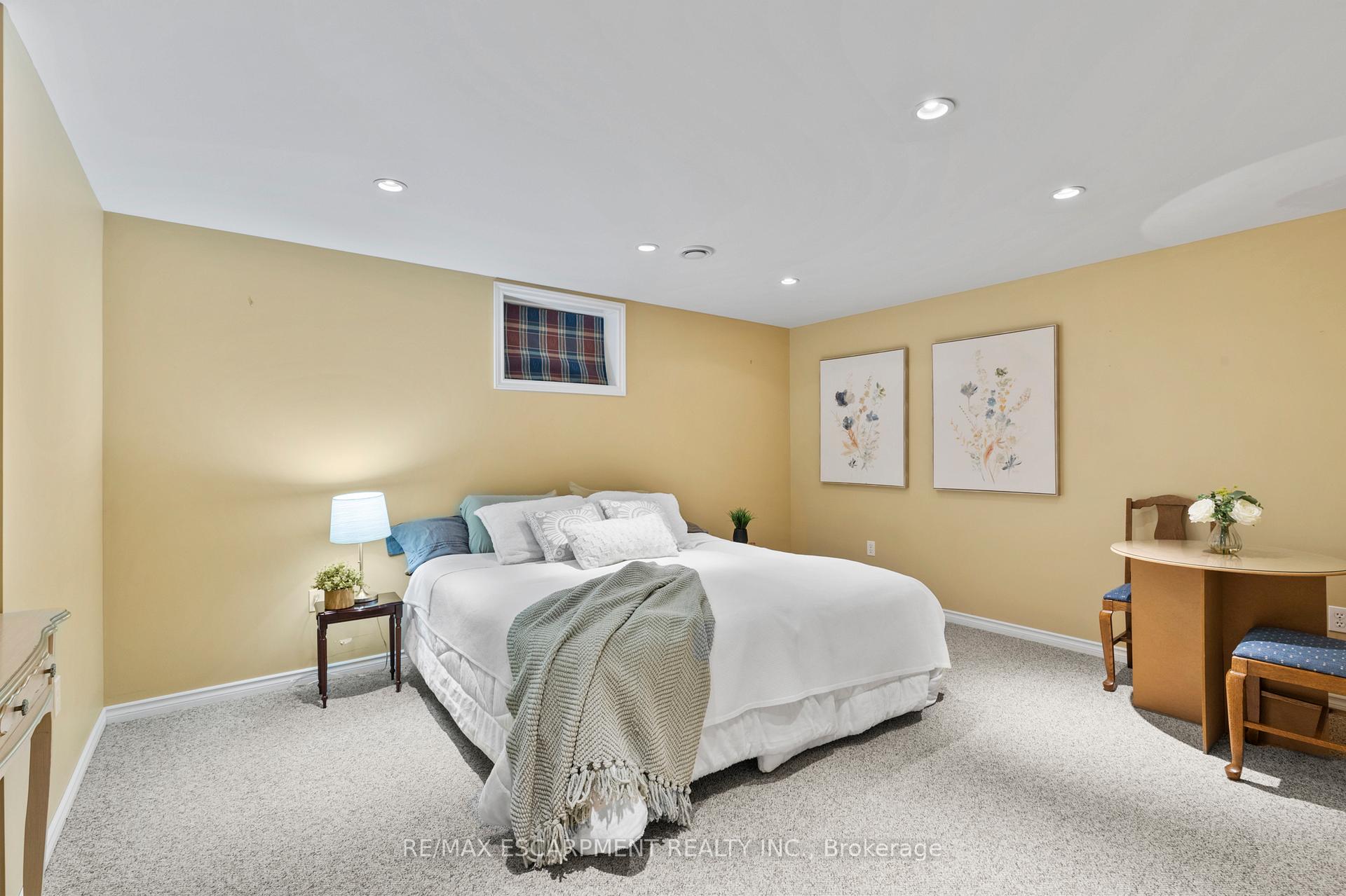 Photo 24 of 4160 Stanley Street, Lincoln, Lincoln-Jordan/Vineland — HOMEH