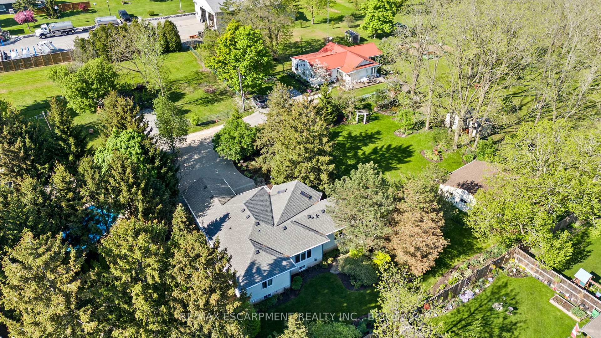 Photo 37 of 4160 Stanley Street, Lincoln, Lincoln-Jordan/Vineland — HOMEH