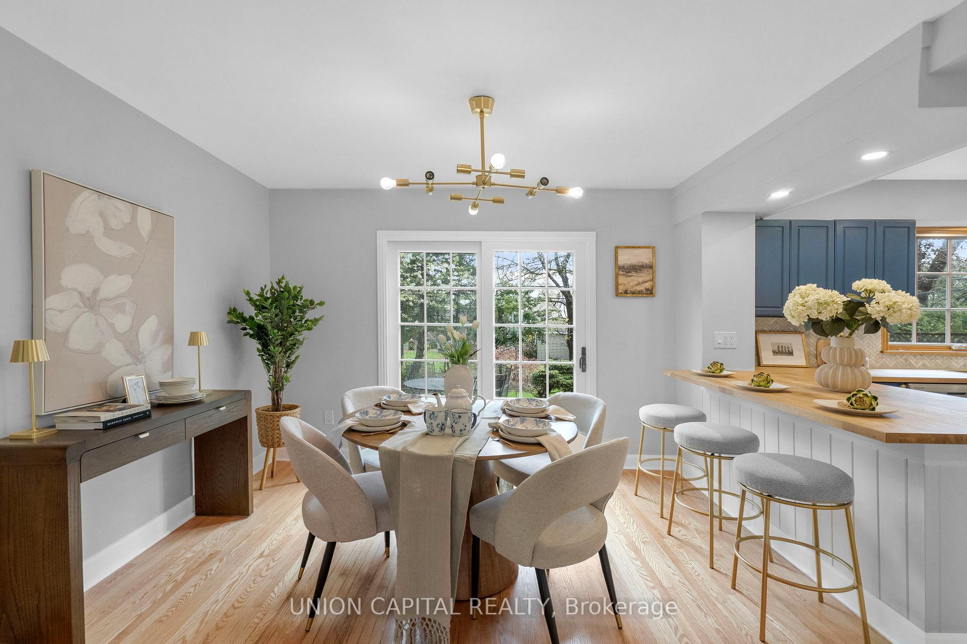 Photo 14 of 9 Cathedral Bluffs Drive, Scarborough, Cliffcrest — HOMEH