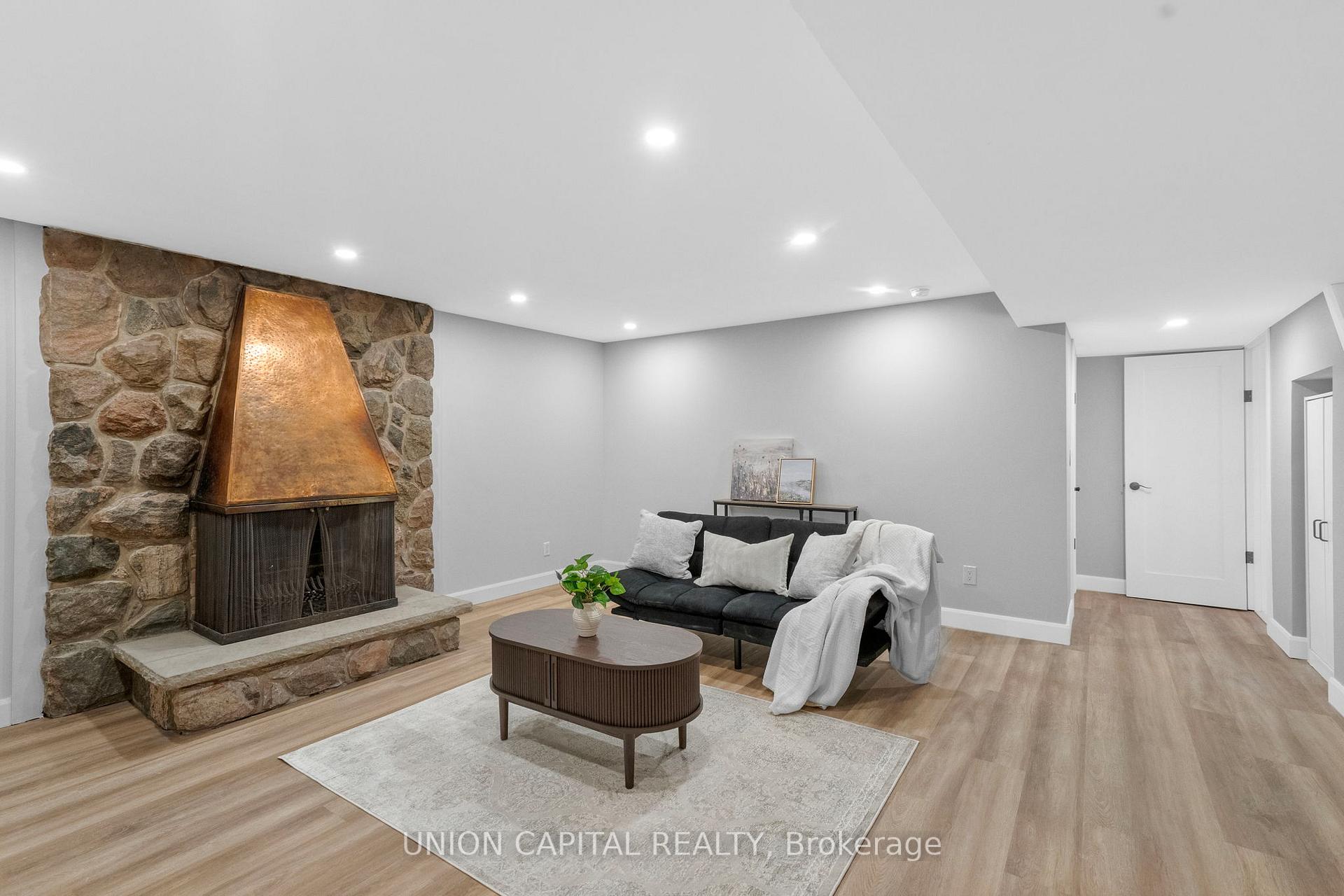 Photo 50 of 9 Cathedral Bluffs Drive, Scarborough, Cliffcrest — HOMEH