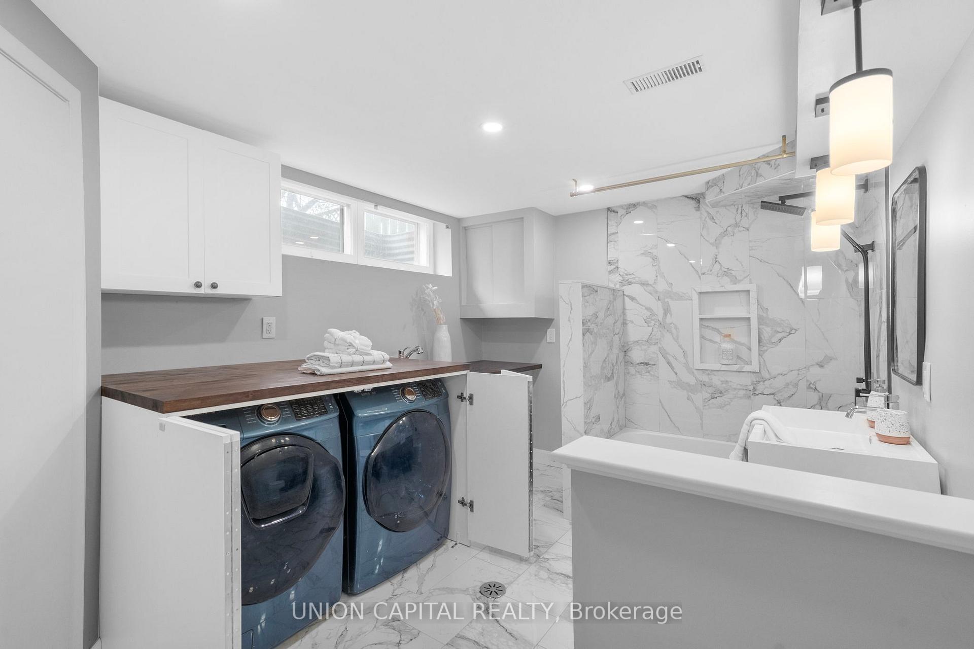 Photo 33 of 9 Cathedral Bluffs Drive, Scarborough, Cliffcrest — HOMEH