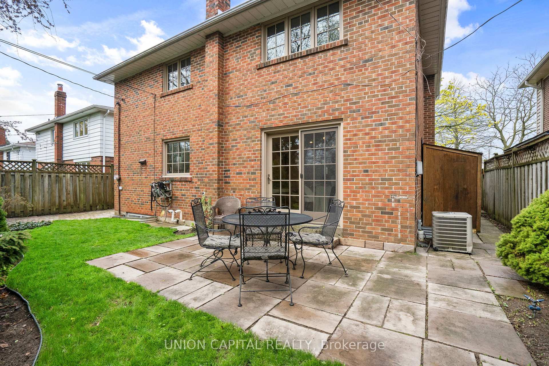 Photo 42 of 9 Cathedral Bluffs Drive, Scarborough, Cliffcrest — HOMEH