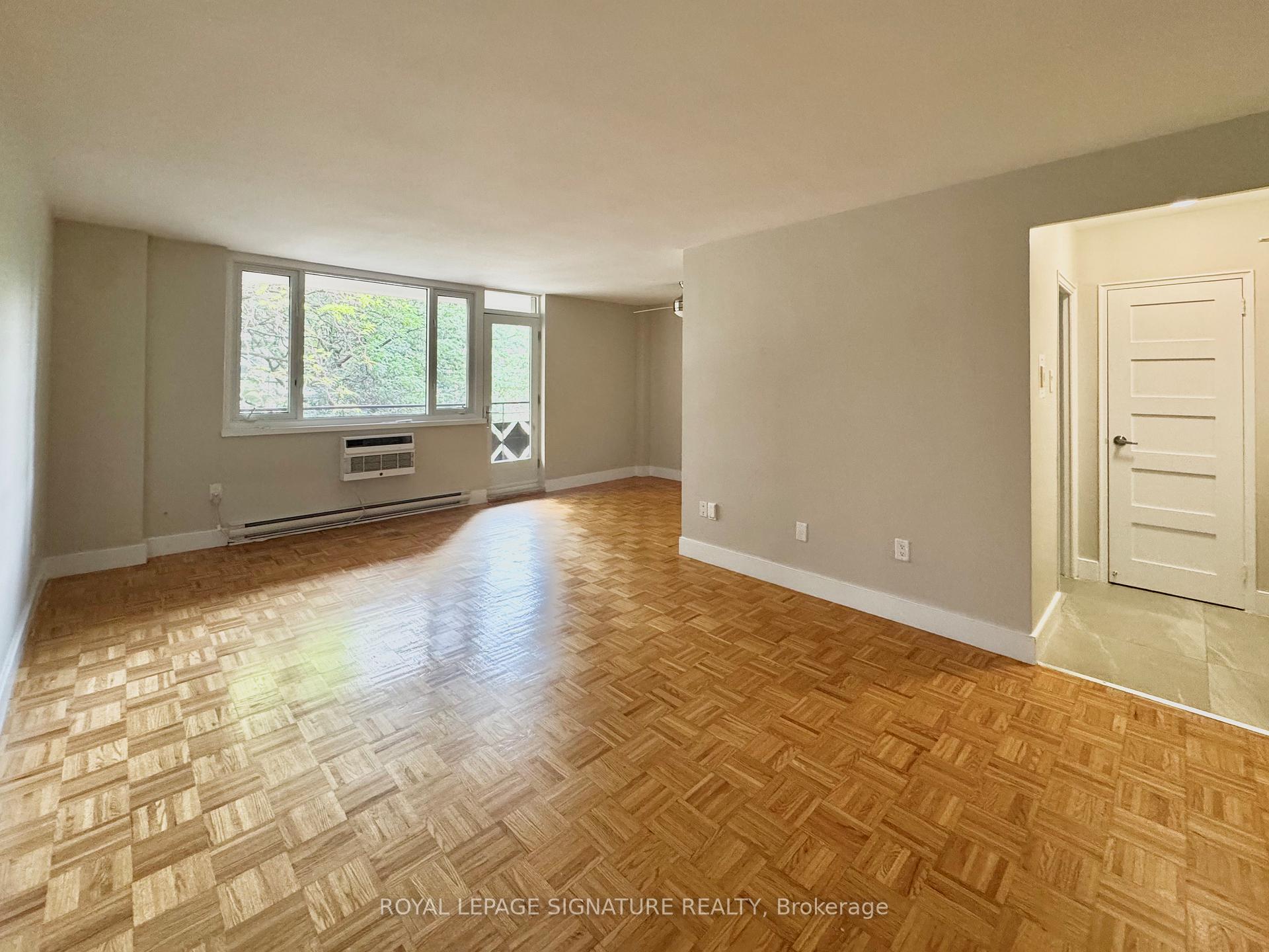 Photo 6 of Unit 403, 55 Isabella Street, Toronto, Church-Yonge Corridor — HOMEH