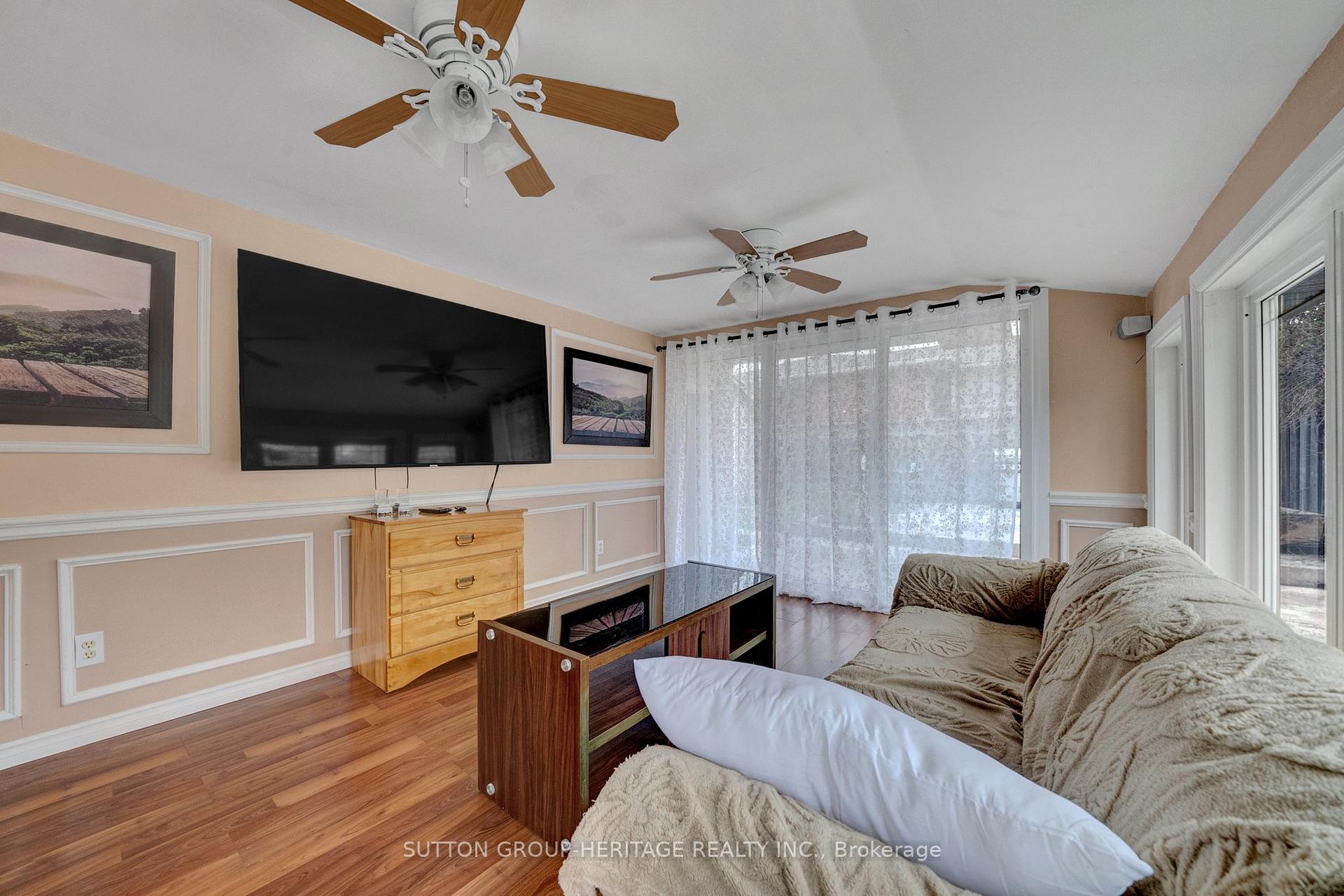 Photo 3 of 19 Turnbull Road, Ajax, South East — HOMEH