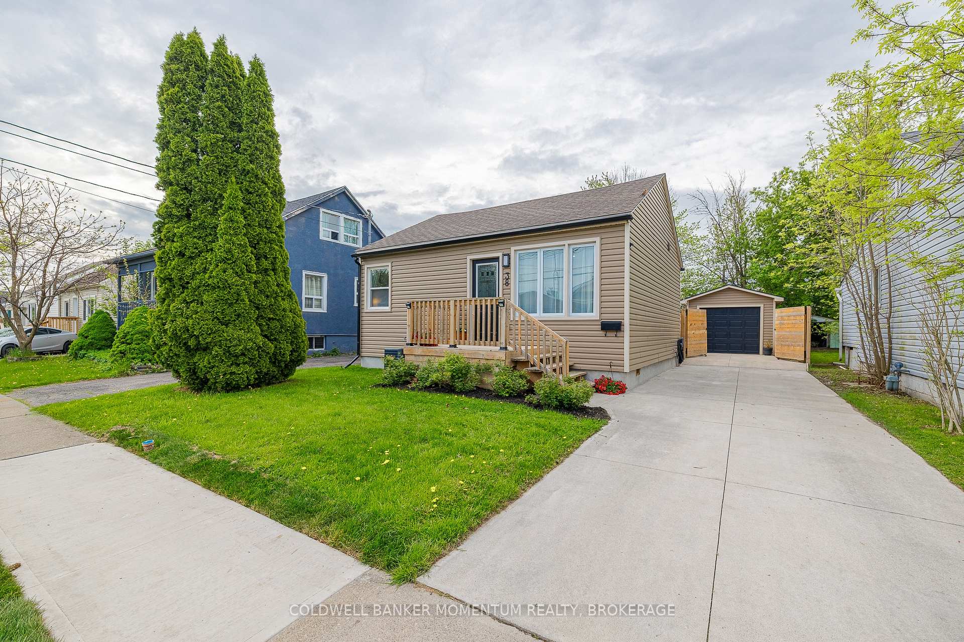 Photo 43 of 38 Bartlett Street, St. Catharines, Facer — HOMEH