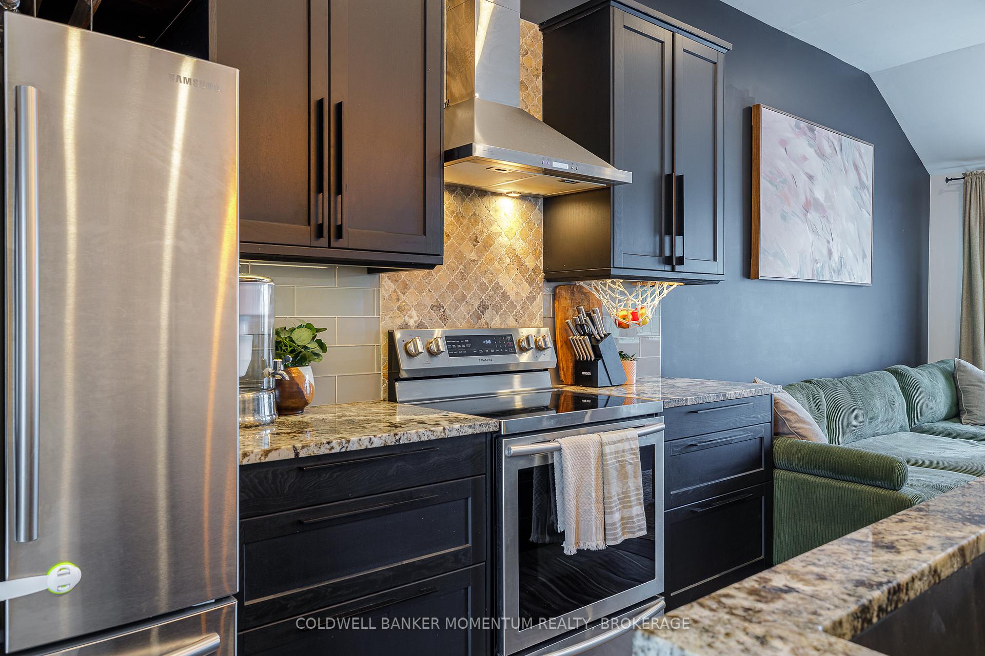 Photo 16 of 38 Bartlett Street, St. Catharines, Facer — HOMEH