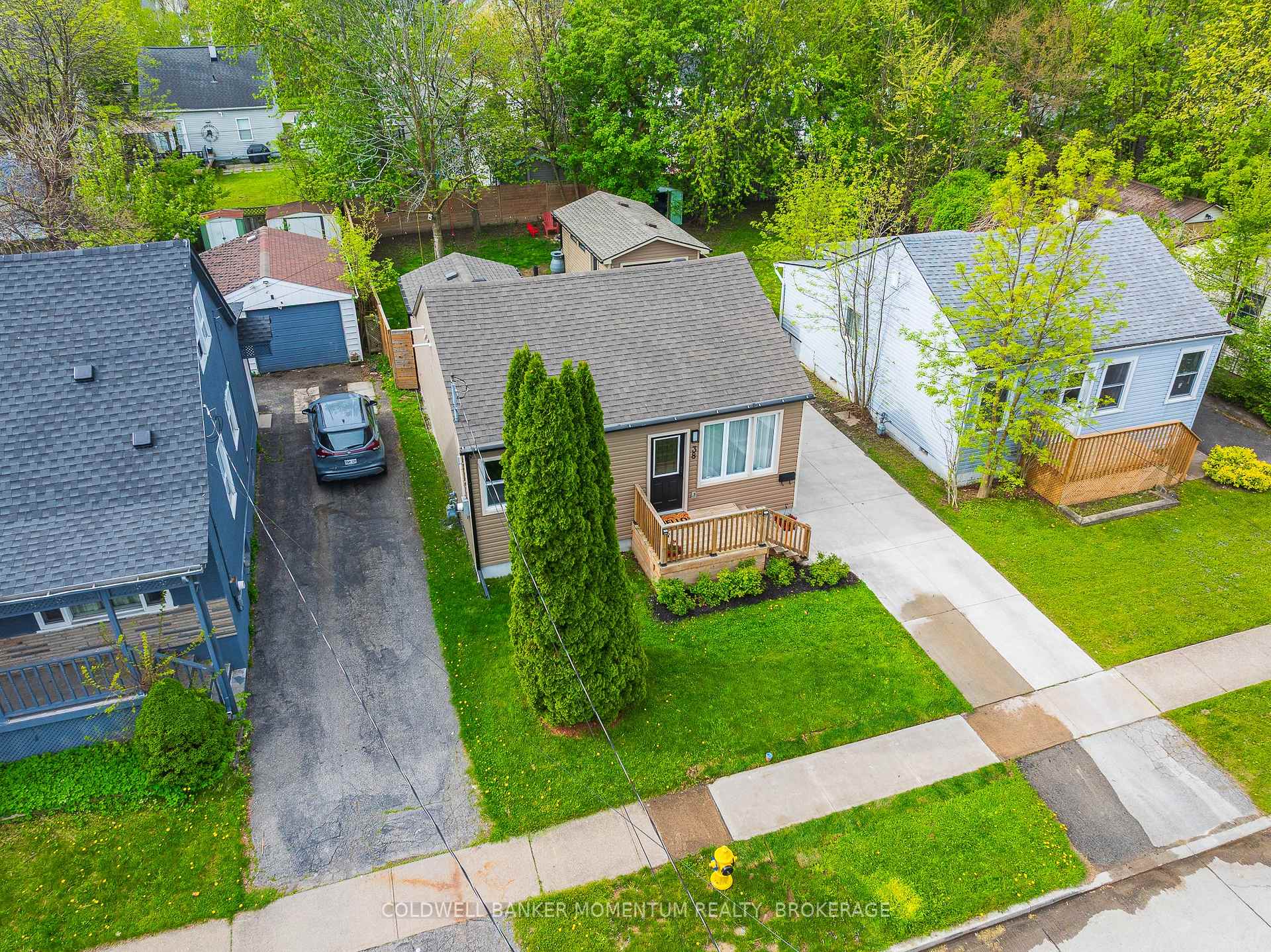 Photo 39 of 38 Bartlett Street, St. Catharines, Facer — HOMEH