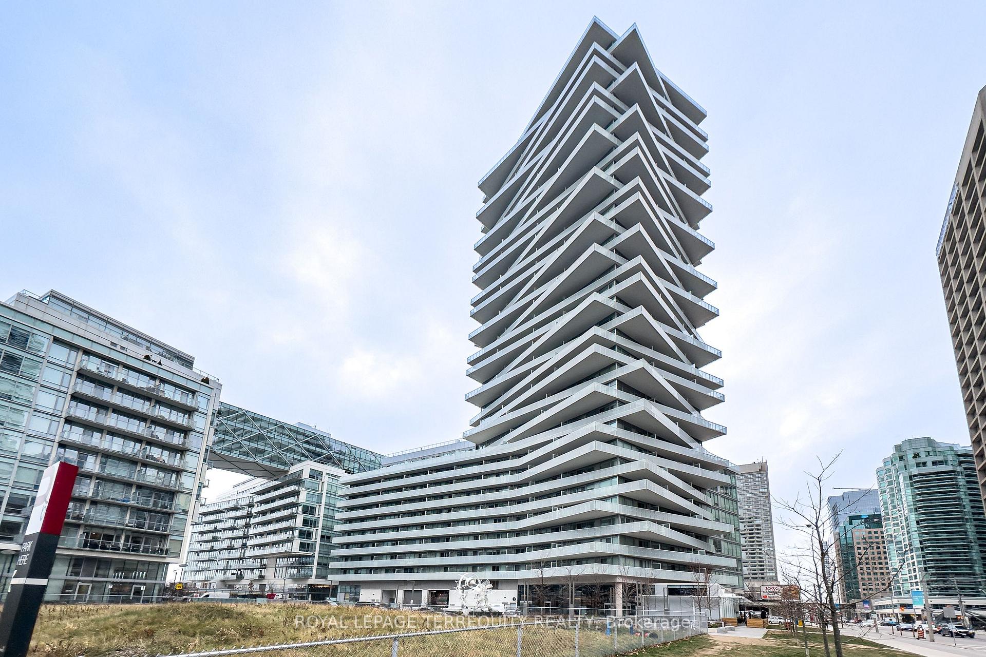 Photo 1 of Unit 2107, 15 Queens Quay, Toronto, Waterfront Communities — HOMEH