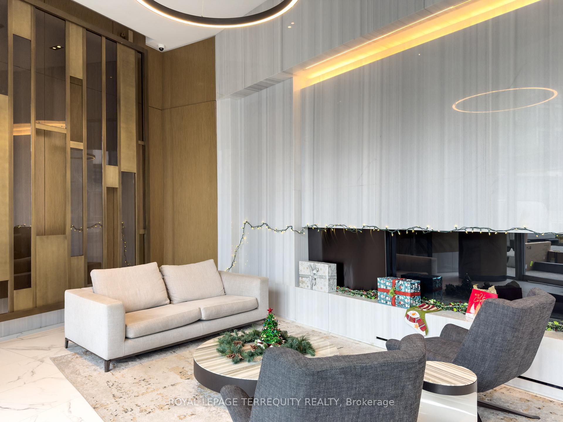 Photo 5 of Unit 2107, 15 Queens Quay, Toronto, Waterfront Communities — HOMEH