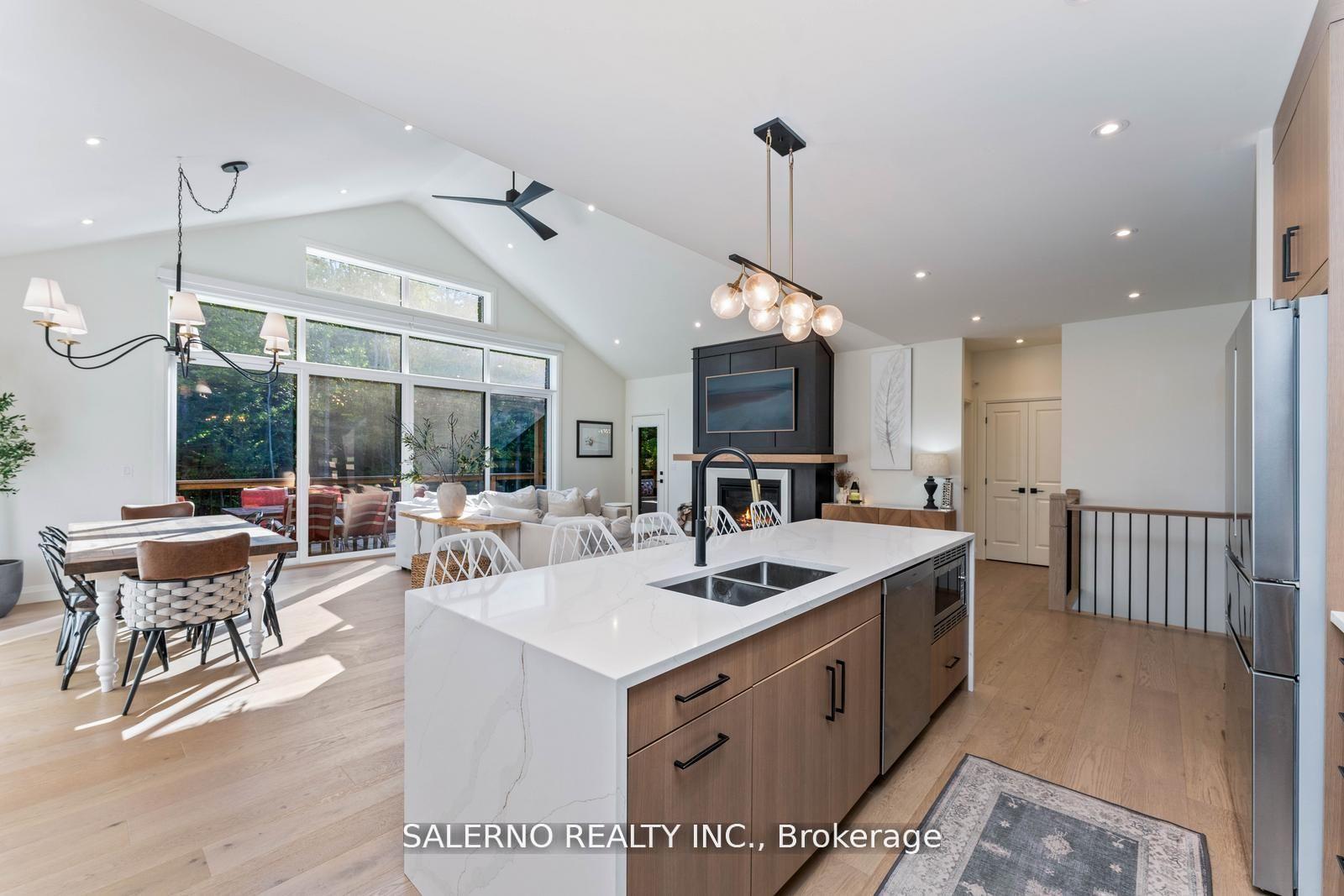 Photo 16 of 10 Jean Miller Court, Springwater, Midhurst — HOMEH