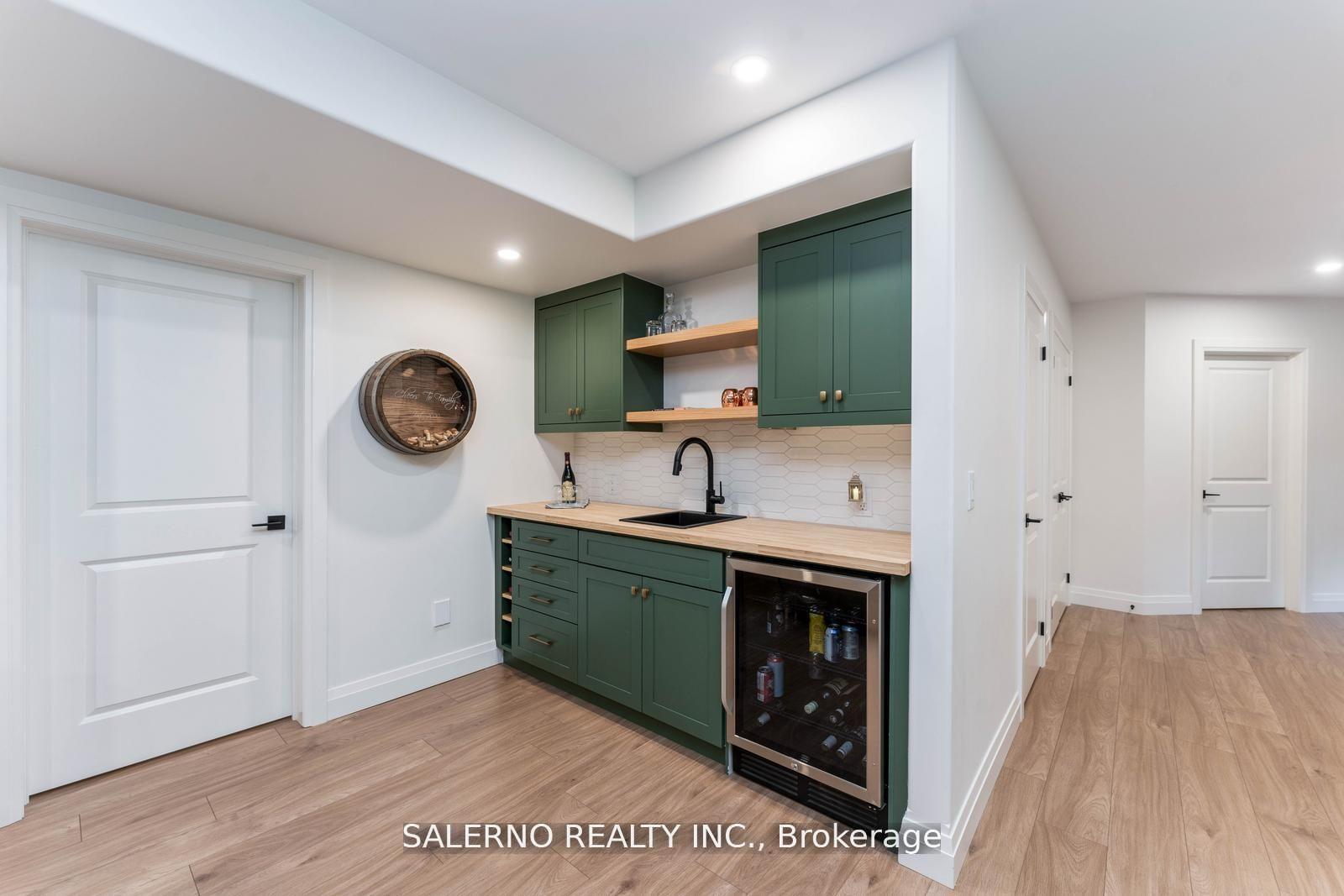 Photo 23 of 10 Jean Miller Court, Springwater, Midhurst — HOMEH