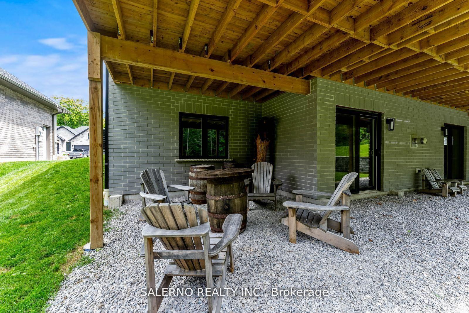 Photo 37 of 10 Jean Miller Court, Springwater, Midhurst — HOMEH