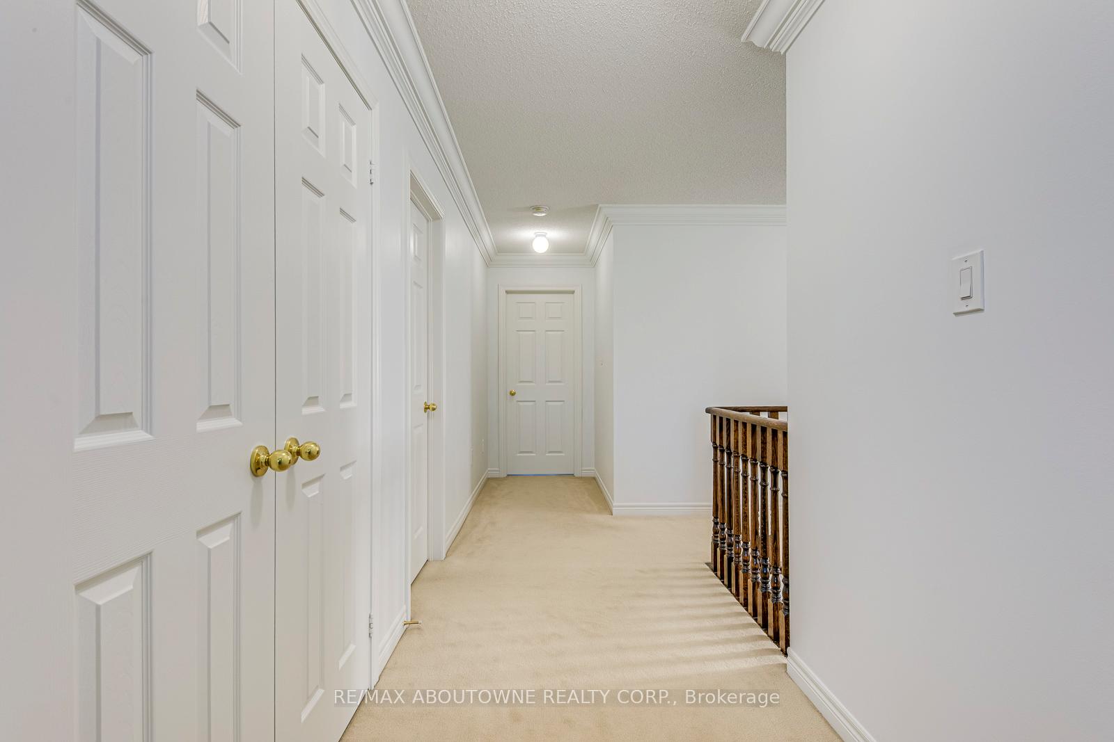 Photo 13 of 127 Mcknight Avenue, Hamilton, Waterdown — HOMEH