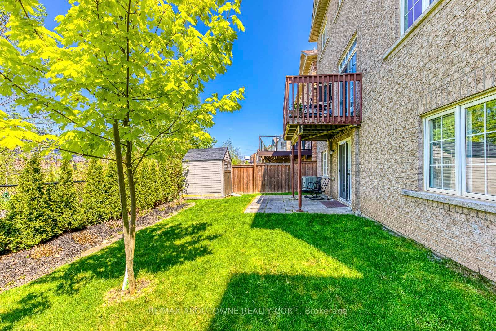 Photo 39 of 127 Mcknight Avenue, Hamilton, Waterdown — HOMEH