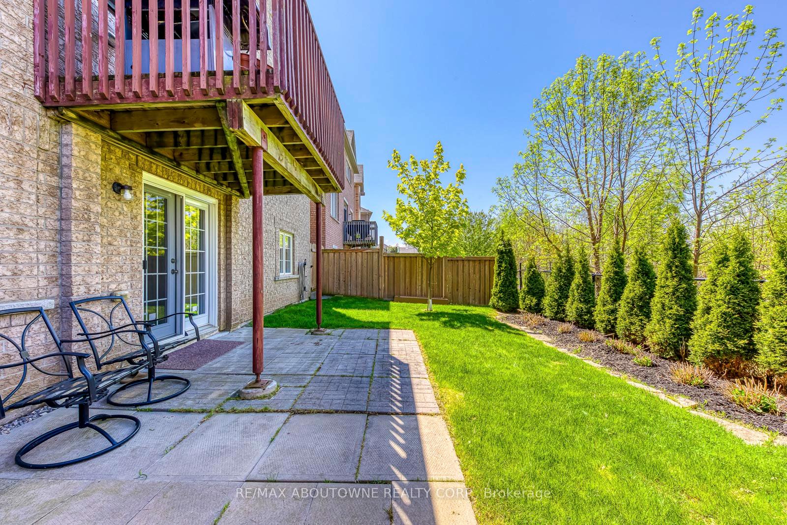 Photo 41 of 127 Mcknight Avenue, Hamilton, Waterdown — HOMEH
