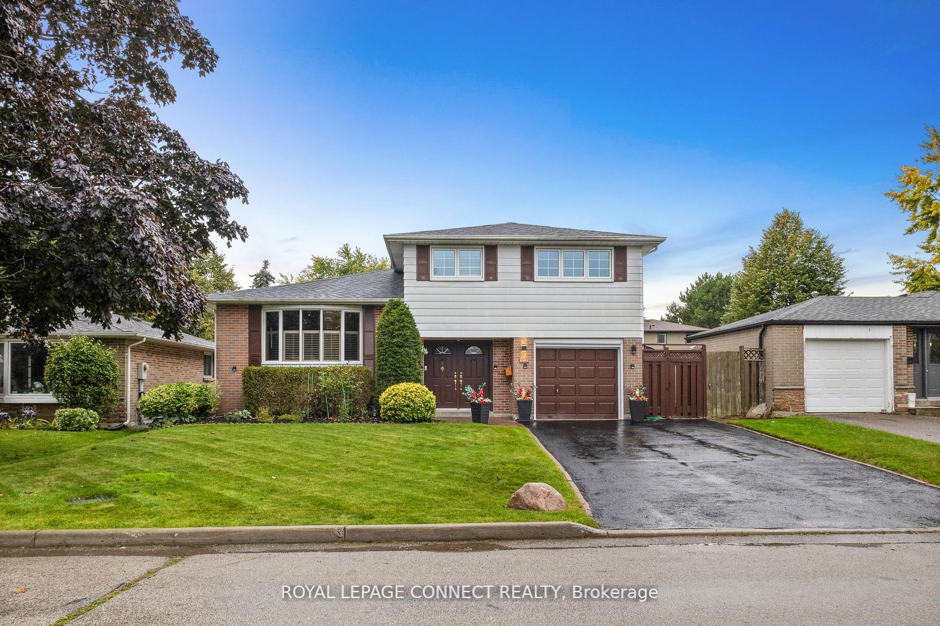 Photo 10 of 27 Lawrie Road, Ajax, South East — HOMEH