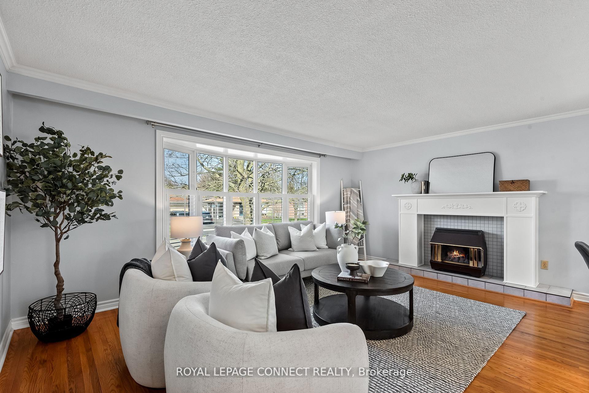 Photo 6 of 27 Lawrie Road, Ajax, South East — HOMEH