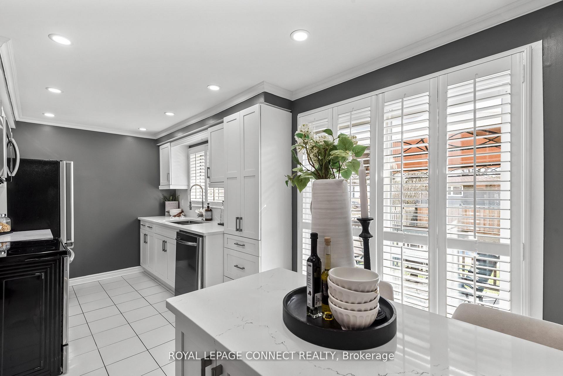 Photo 9 of 27 Lawrie Road, Ajax, South East — HOMEH