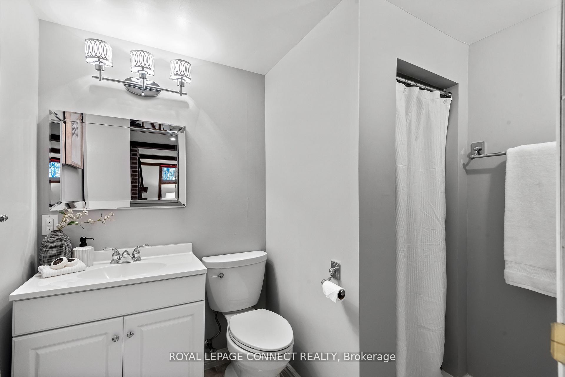 Photo 8 of 27 Lawrie Road, Ajax, South East — HOMEH