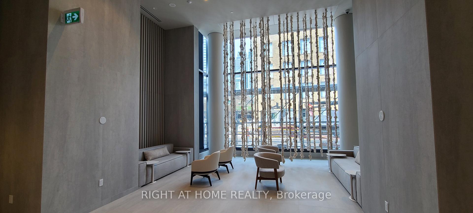 Photo 12 of Unit 2903, 55 Cooper Street, Toronto, Waterfront Communities — HOMEH