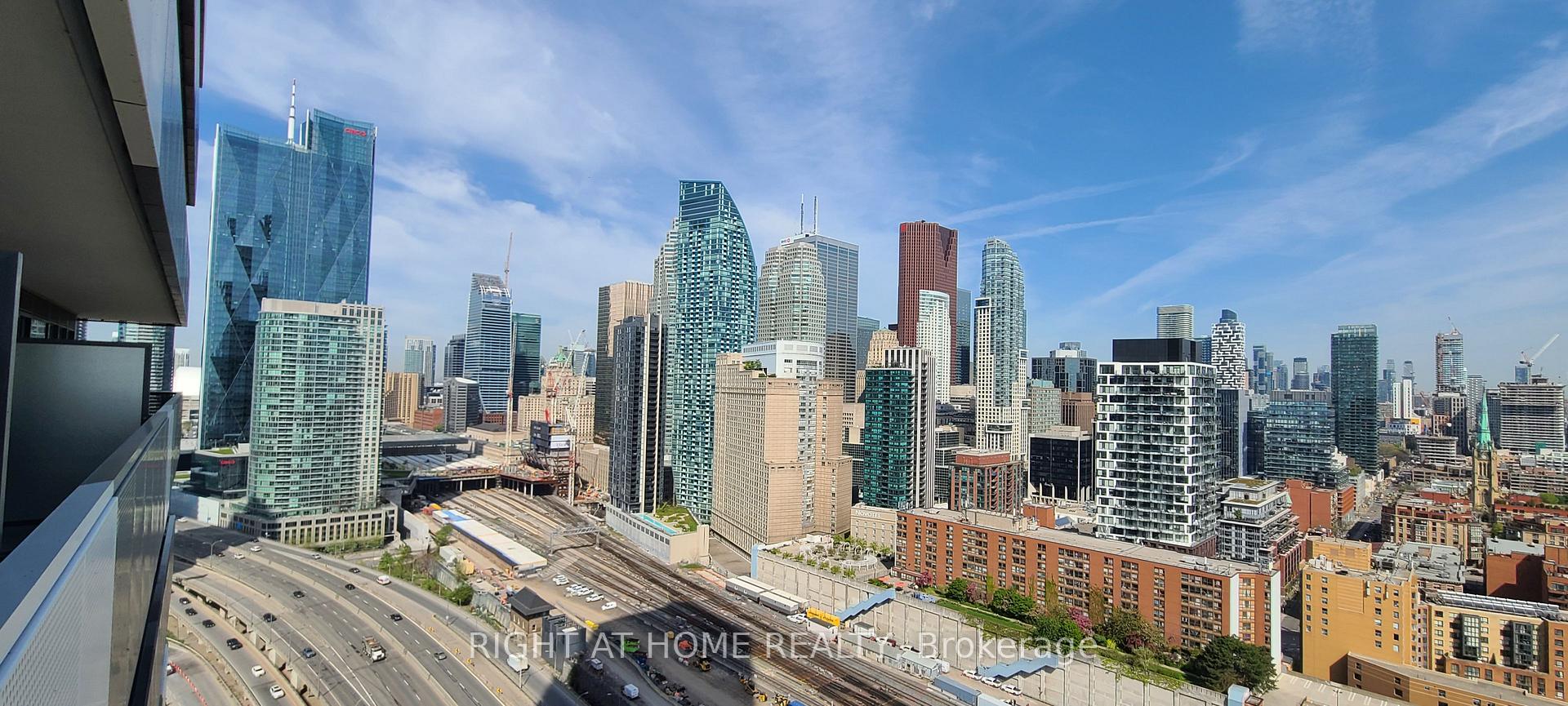 Photo 18 of Unit 2903, 55 Cooper Street, Toronto, Waterfront Communities — HOMEH