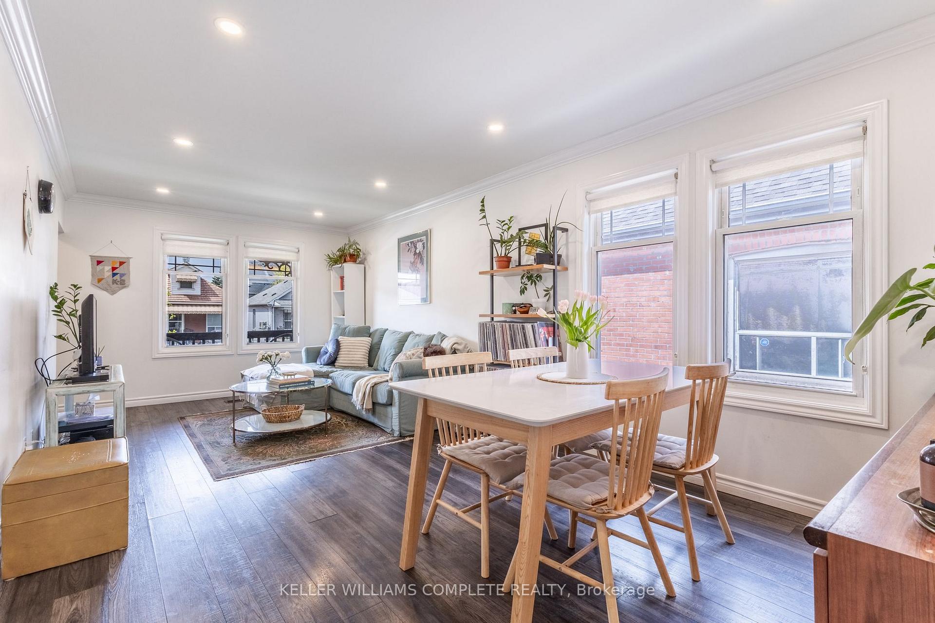 Photo 28 of 54 Connaught Avenue N, Hamilton, Stripley — HOMEH