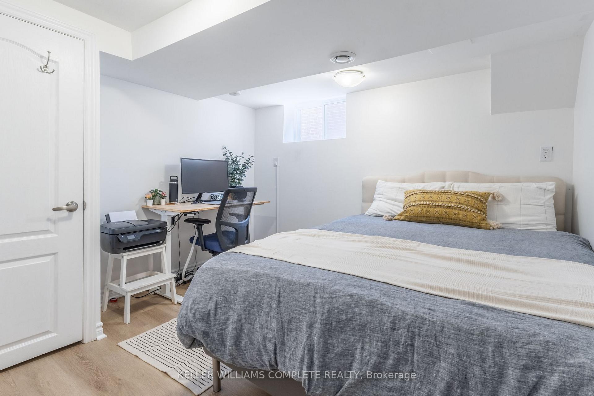 Photo 26 of 54 Connaught Avenue N, Hamilton, Stripley — HOMEH