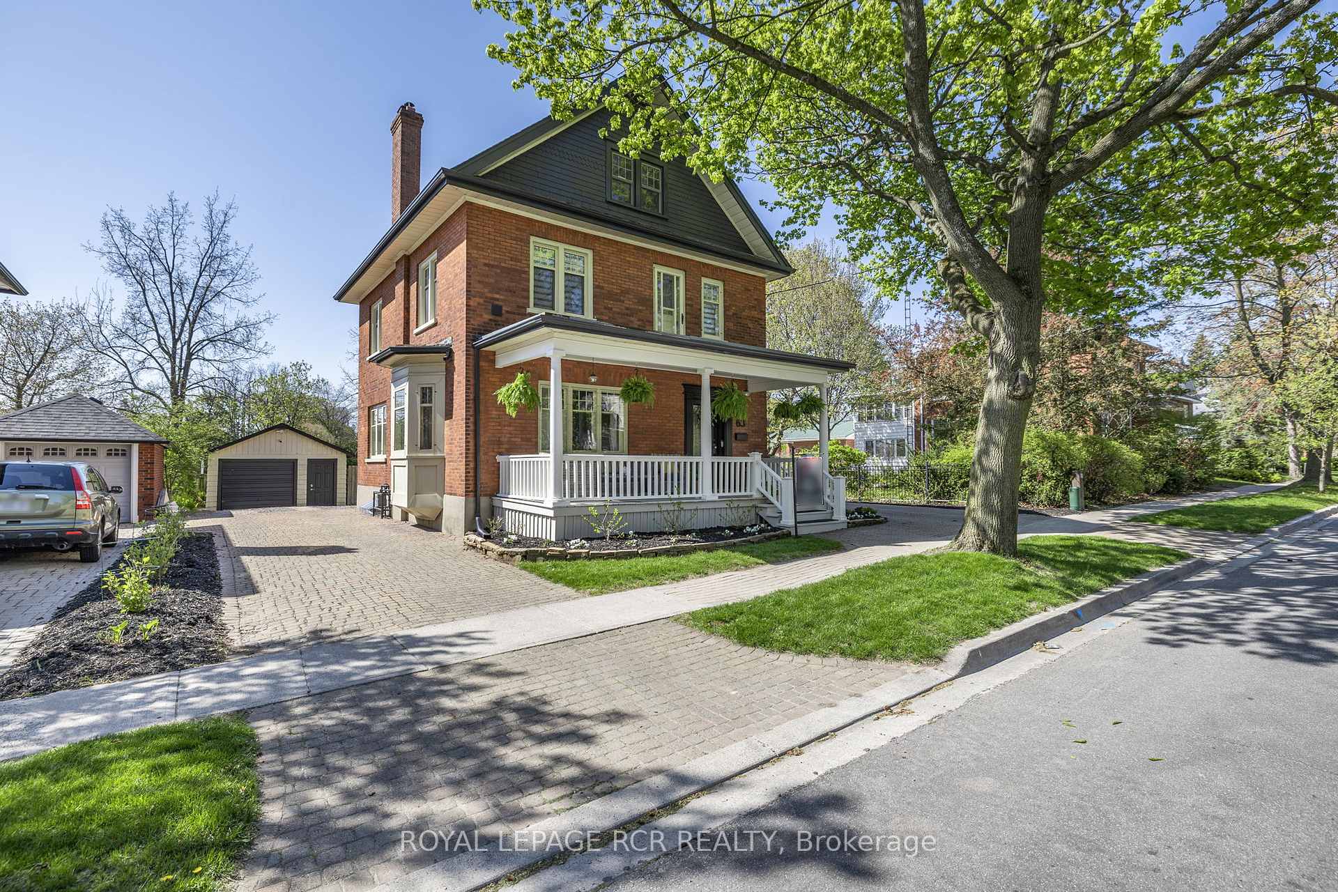 Photo 1 of 63 Concession Street W, Clarington, Bowmanville — HOMEH
