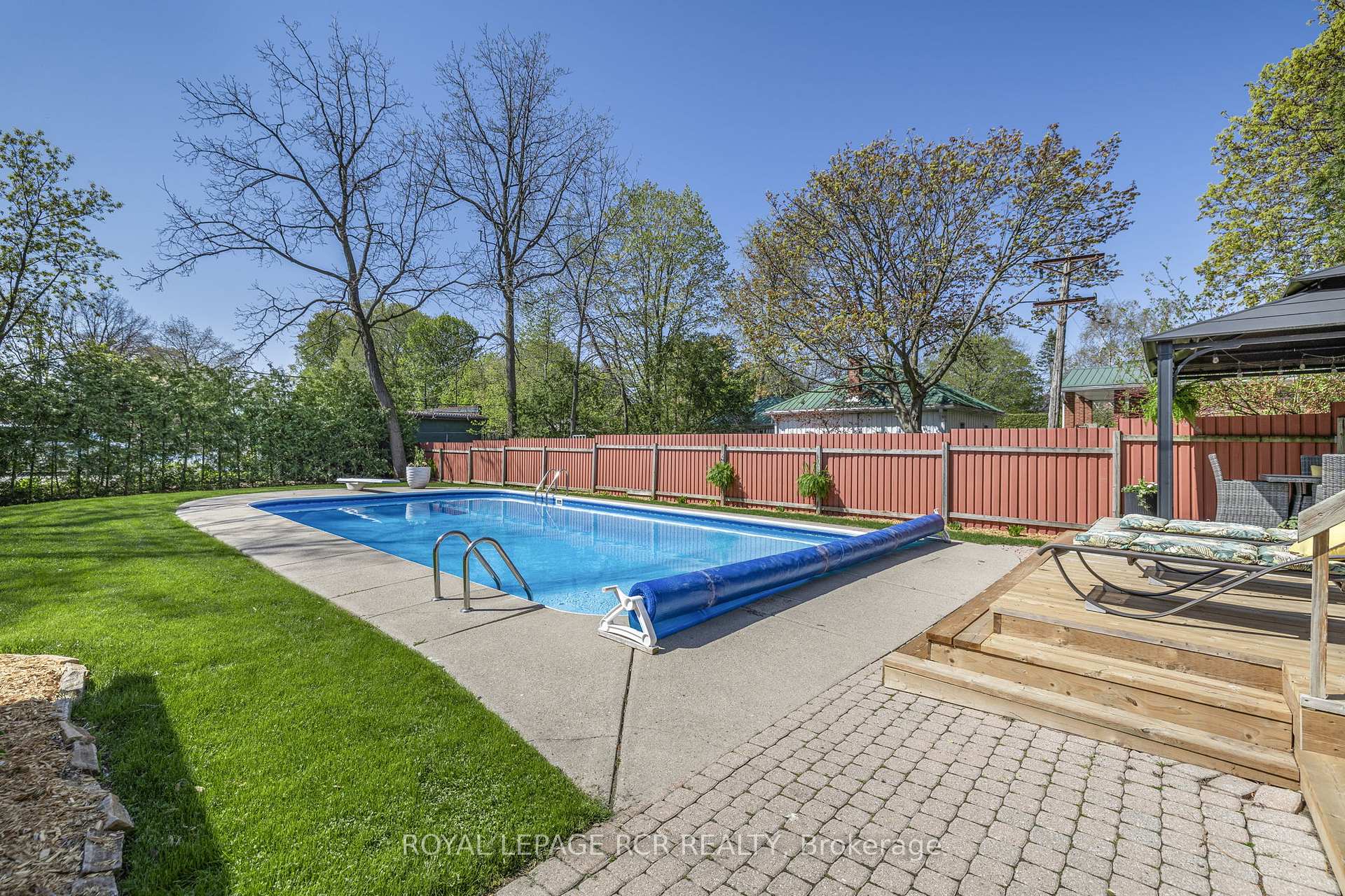 Photo 28 of 63 Concession Street W, Clarington, Bowmanville — HOMEH