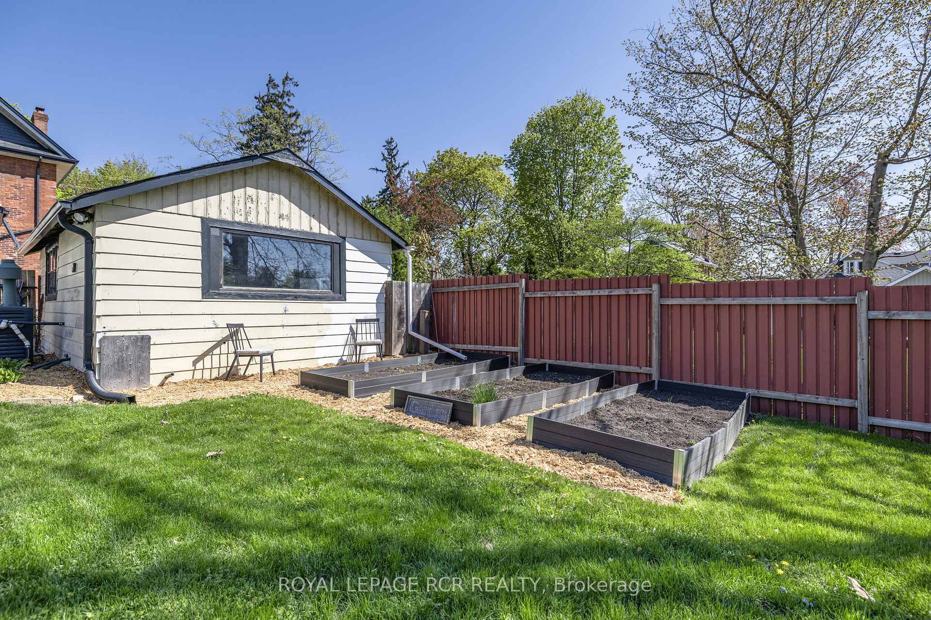 Photo 47 of 63 Concession Street W, Clarington, Bowmanville — HOMEH