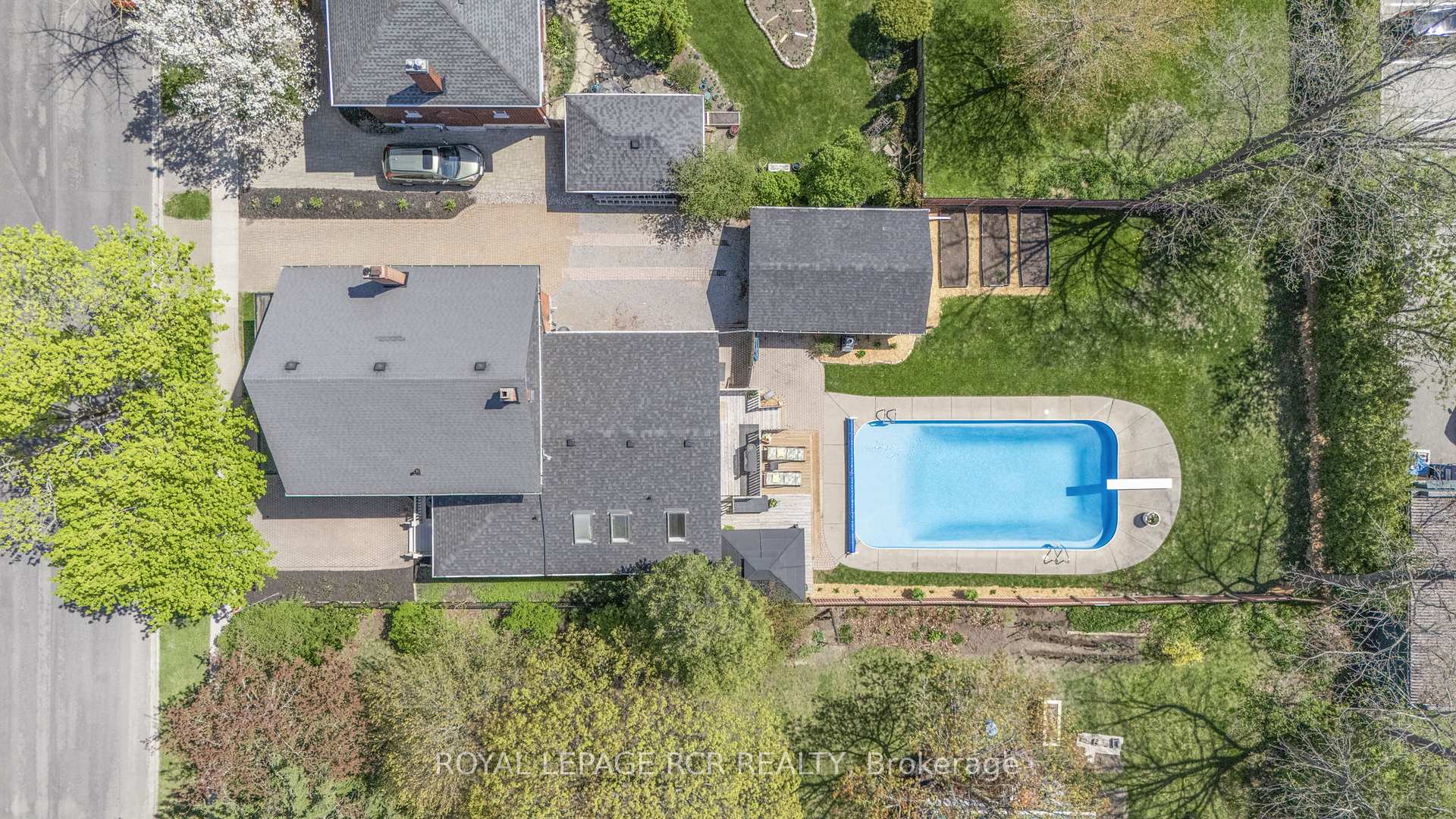Photo 41 of 63 Concession Street W, Clarington, Bowmanville — HOMEH