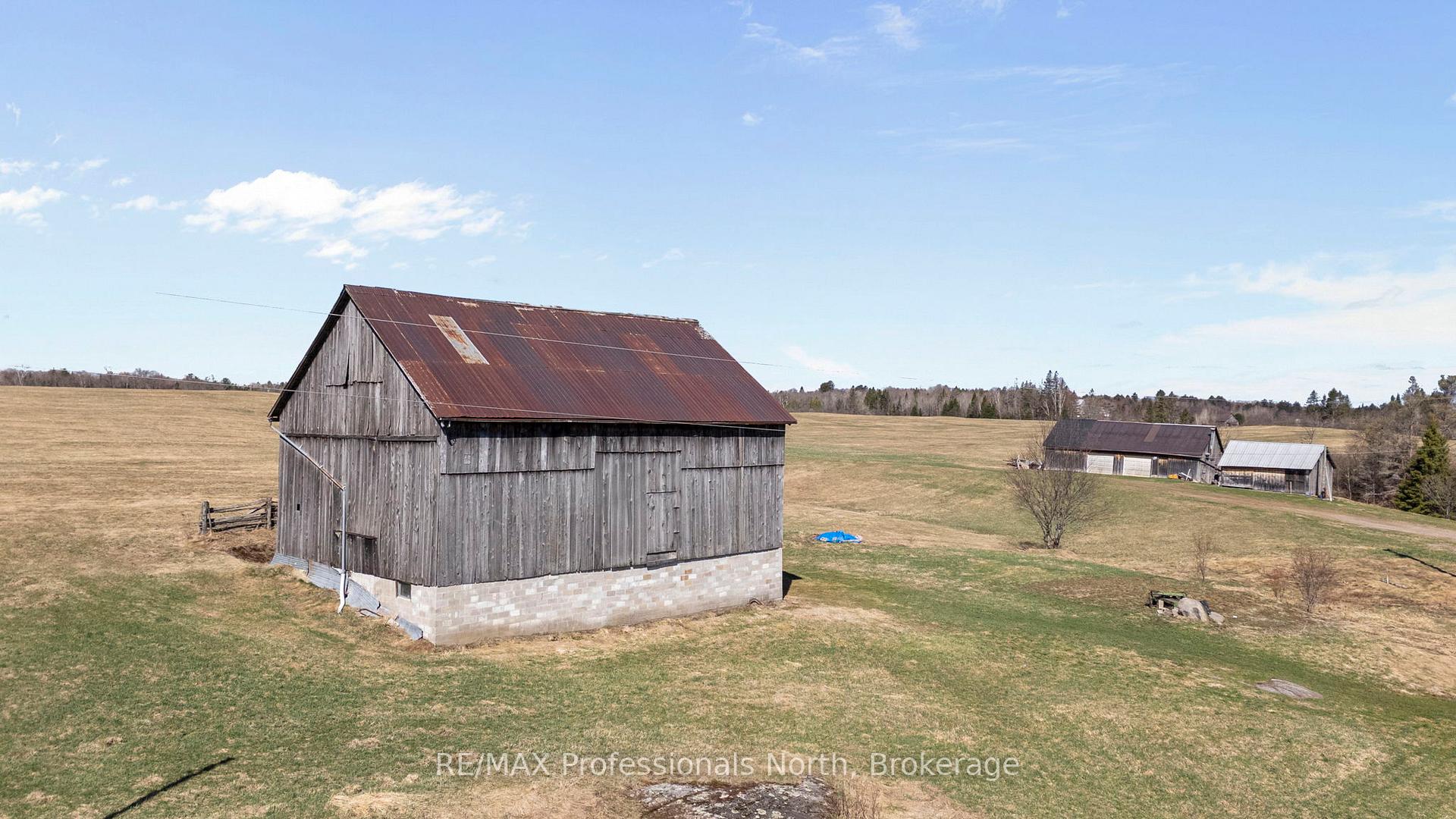 Photo 10 of 67 Bittschwamm Road, Magnetawan — HOMEH