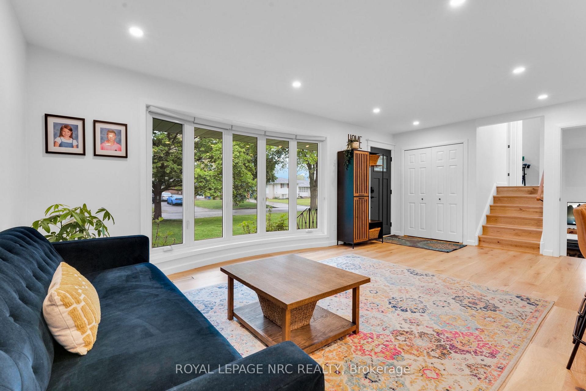 Photo 11 of 75 Alexandra Boulevard, St. Catharines, Secord Woods — HOMEH